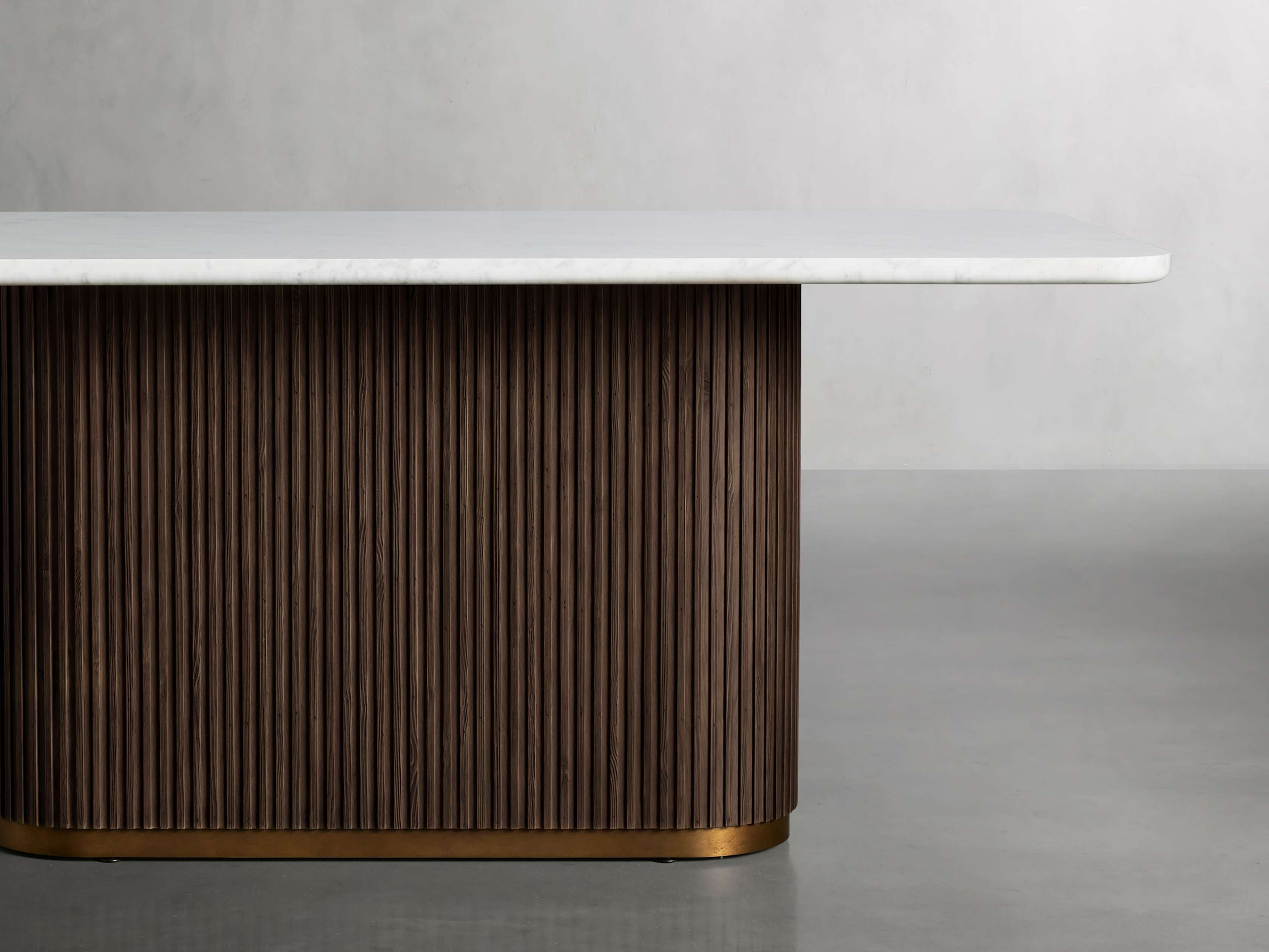 Finn Dining Table