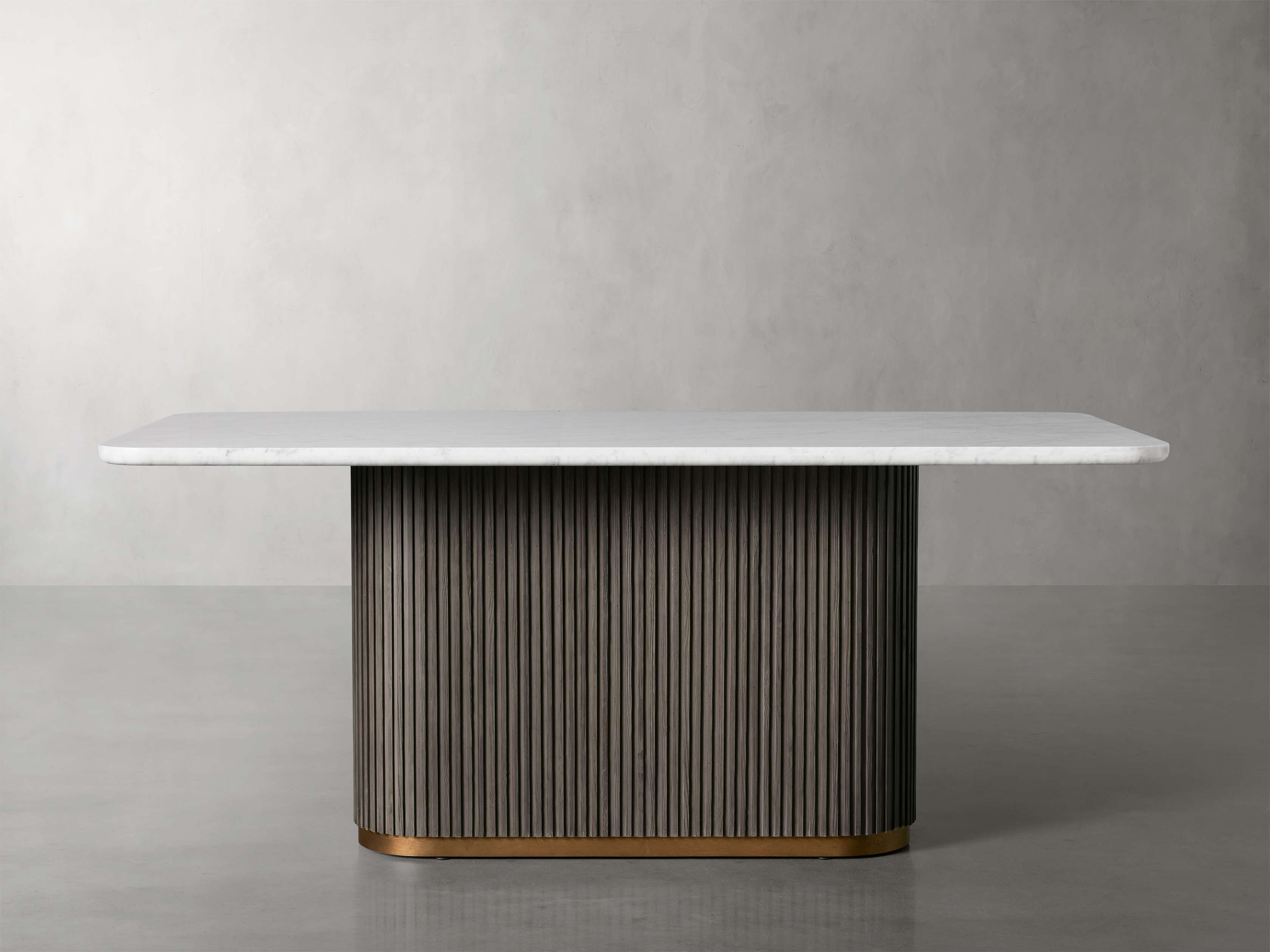 Finn Dining Table