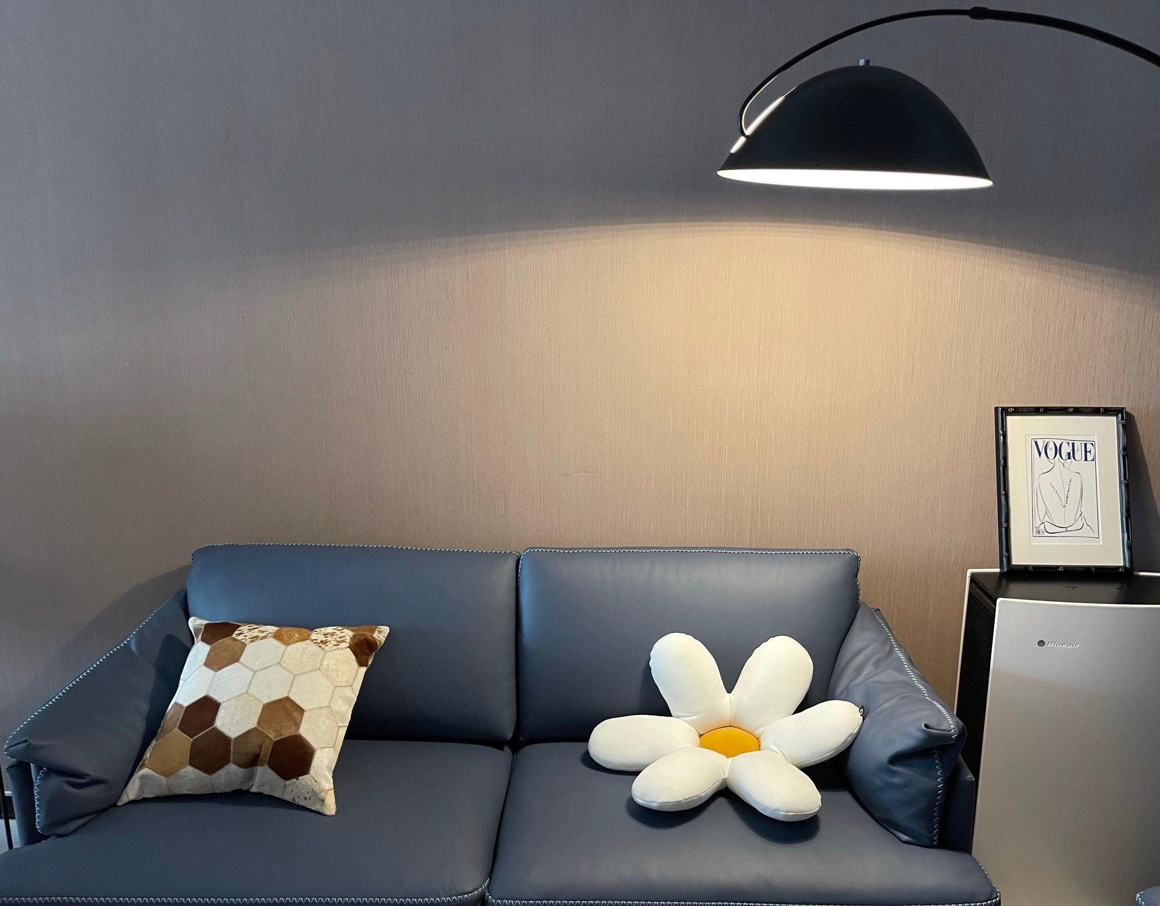 Pluma Floor Lamp ∅ 57.5″ - Bent-1-Luxehomezone