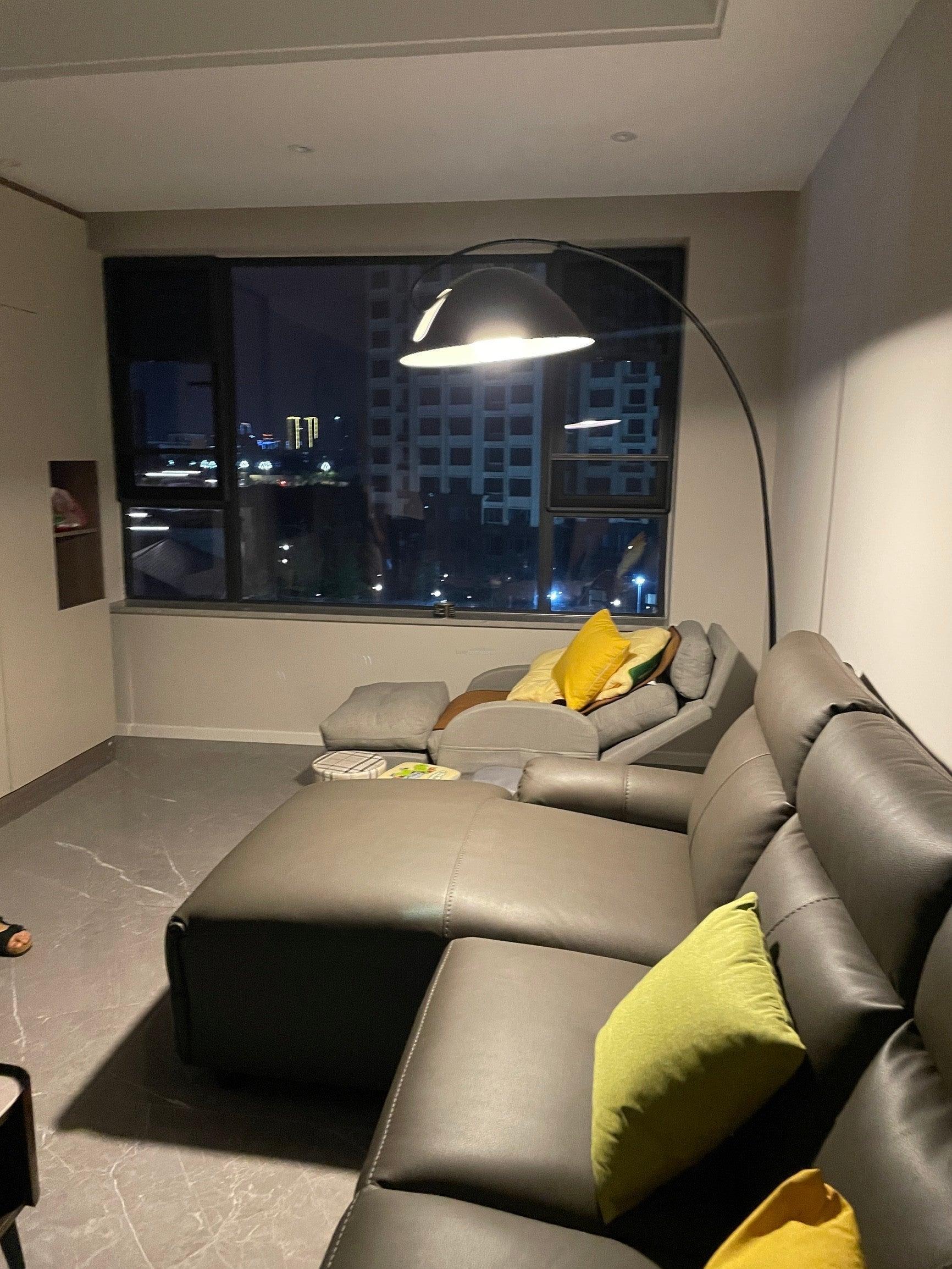 Pluma Floor Lamp ∅ 57.5″ - Bent-1-Luxehomezone