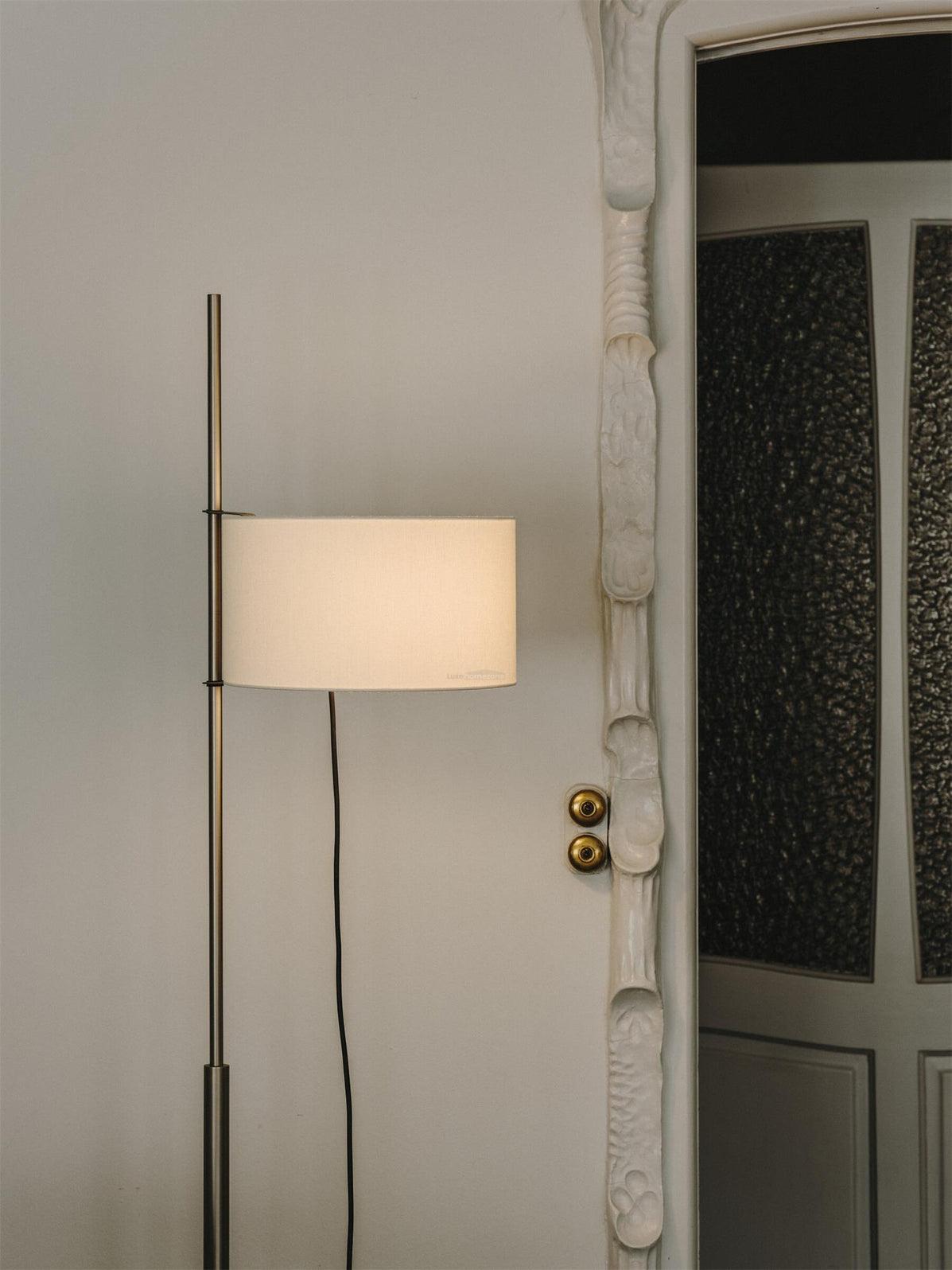 Svelte Silhouette Floor Light - Wood-1-Luxehomezone