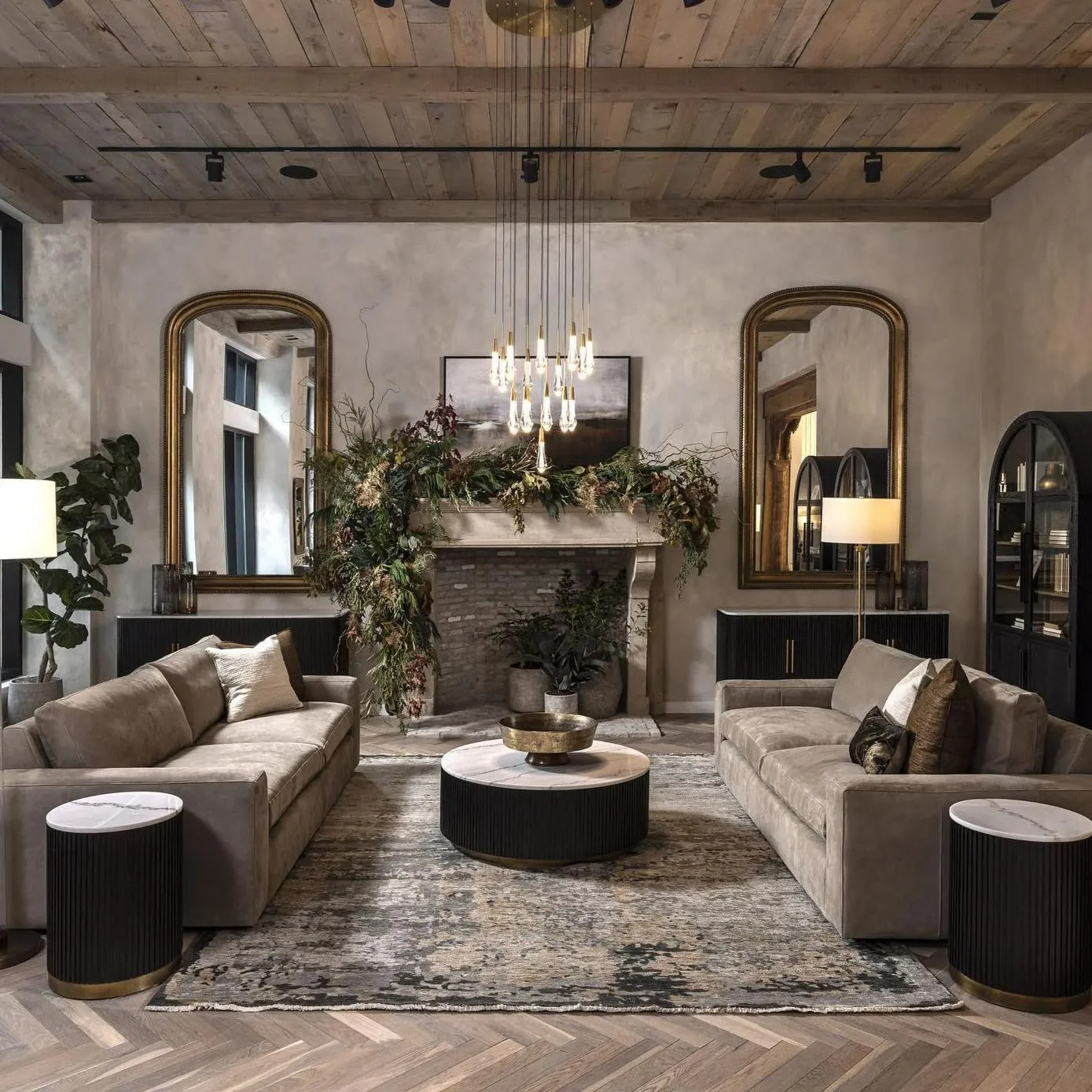 Solitaire Round Chandelier 17"W 24"W 36“W - - Chandeliers1-Luxehomezone