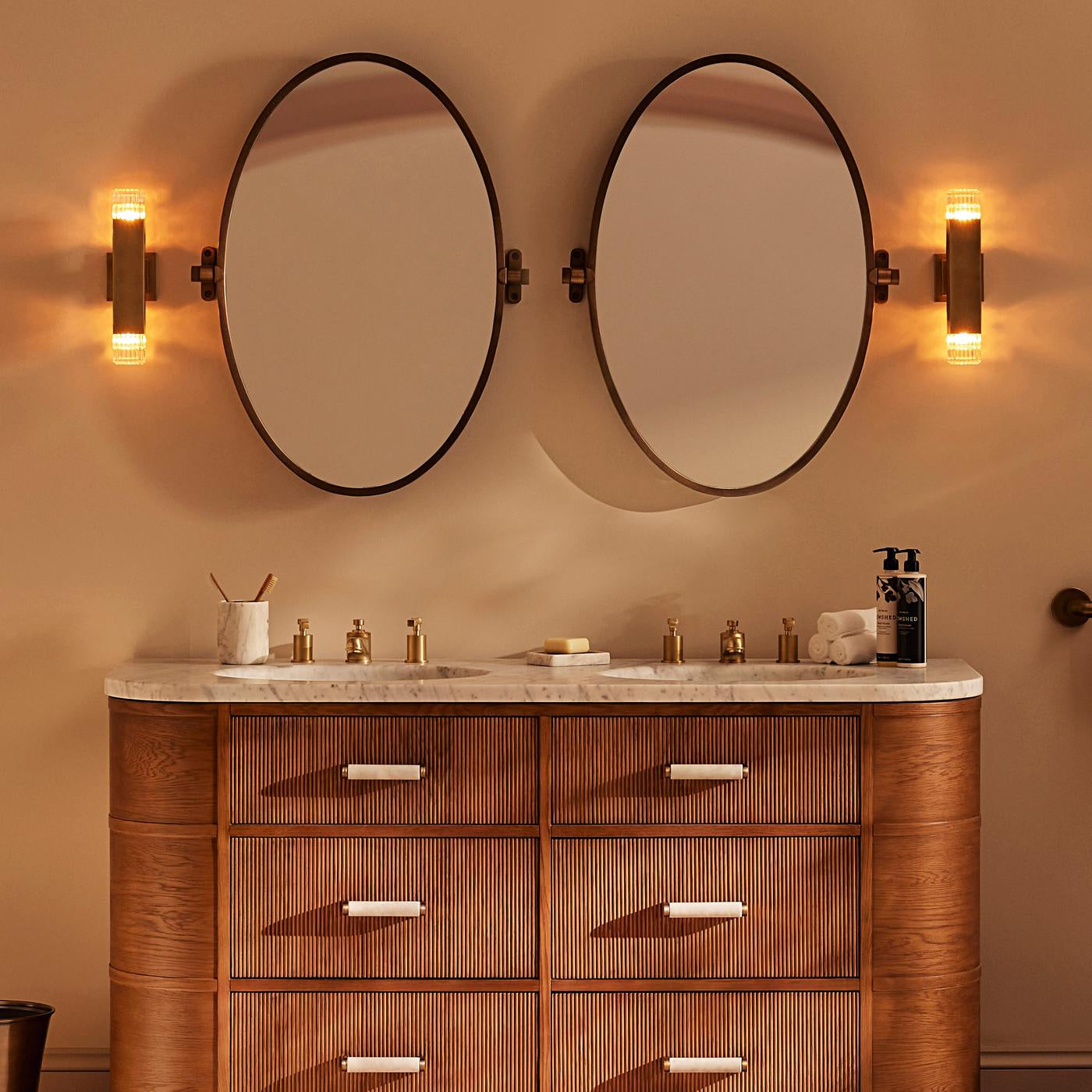 Kennedy Tall Wall Light