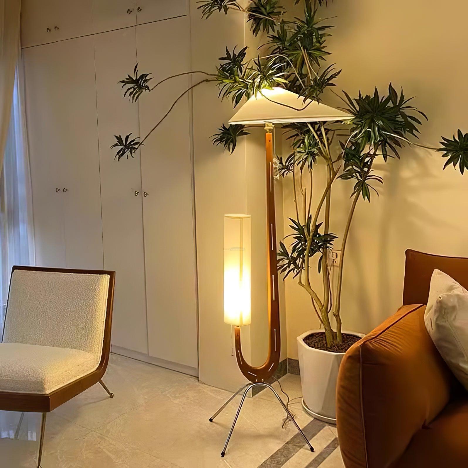 Giraffe Floor Lamp ∅ 21.6″ - Wood-1-Luxehomezone