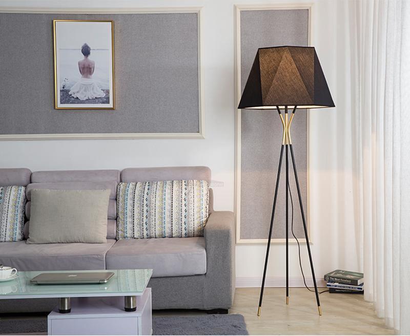 Solitaire Floor Lamp ∅ 21.7″ - Geometry-1-Luxehomezone