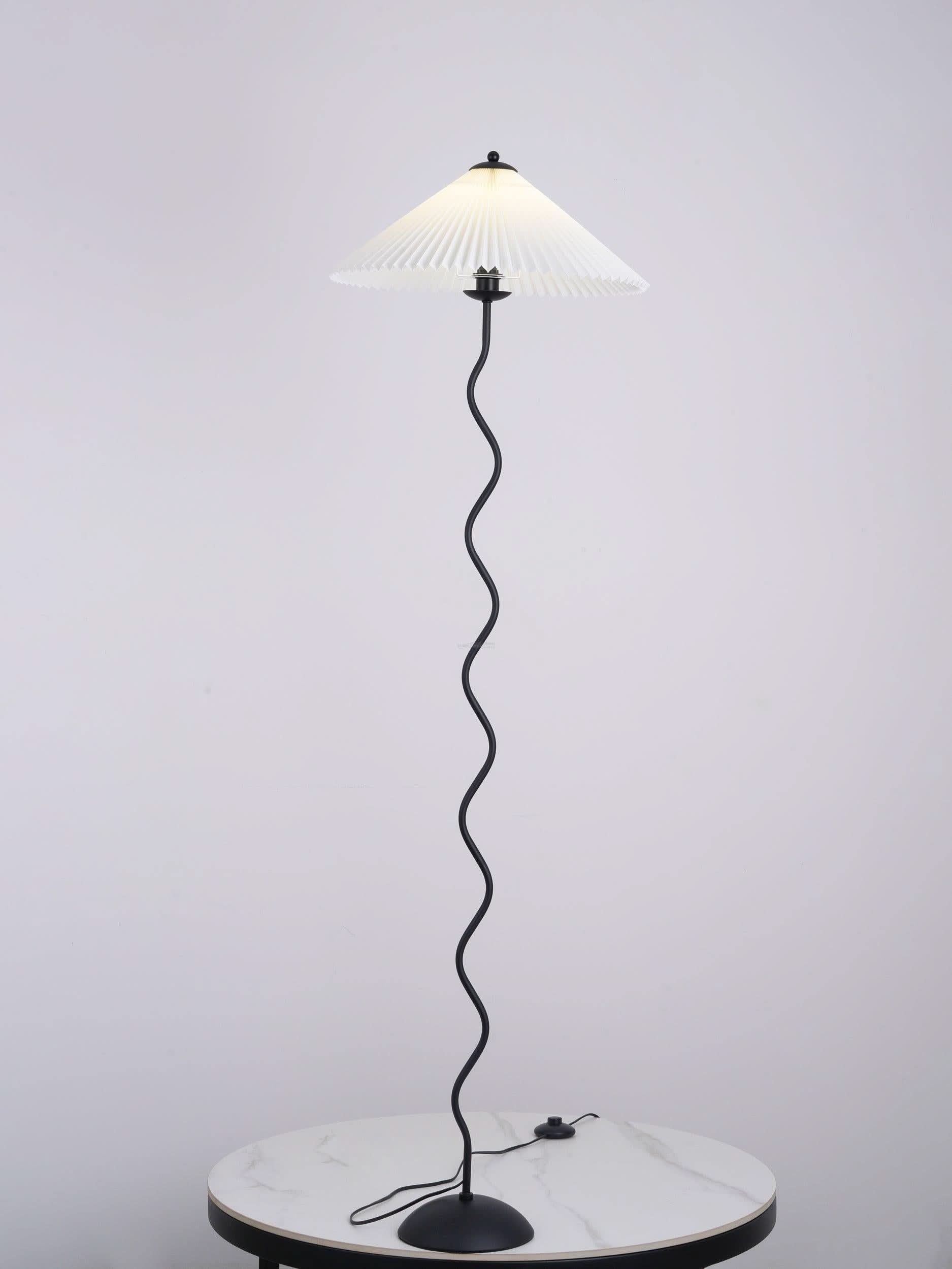 Squiggle Floor Lamp ∅ 17″ - Luxehomezone