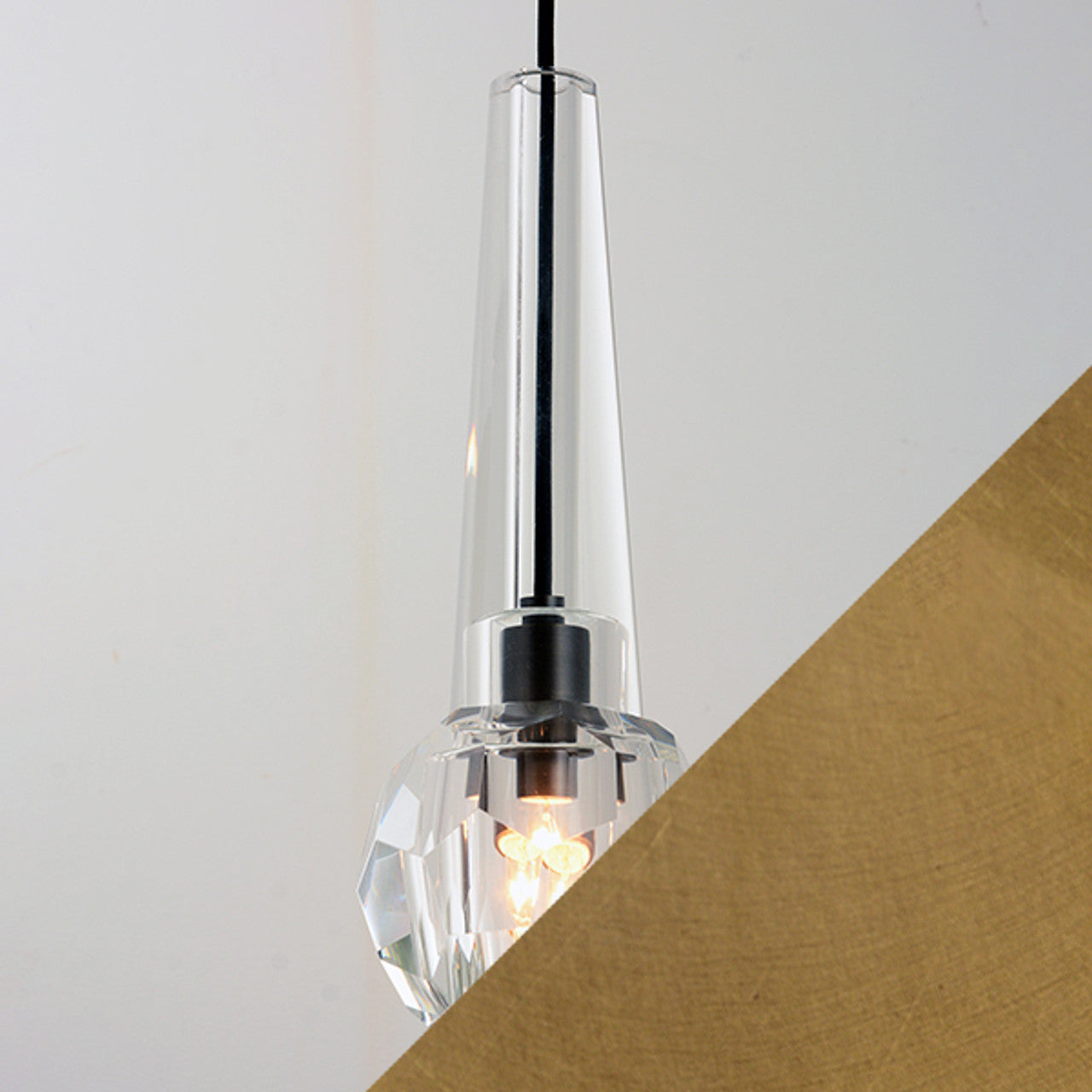 Francis Crystal Pendant Bronze