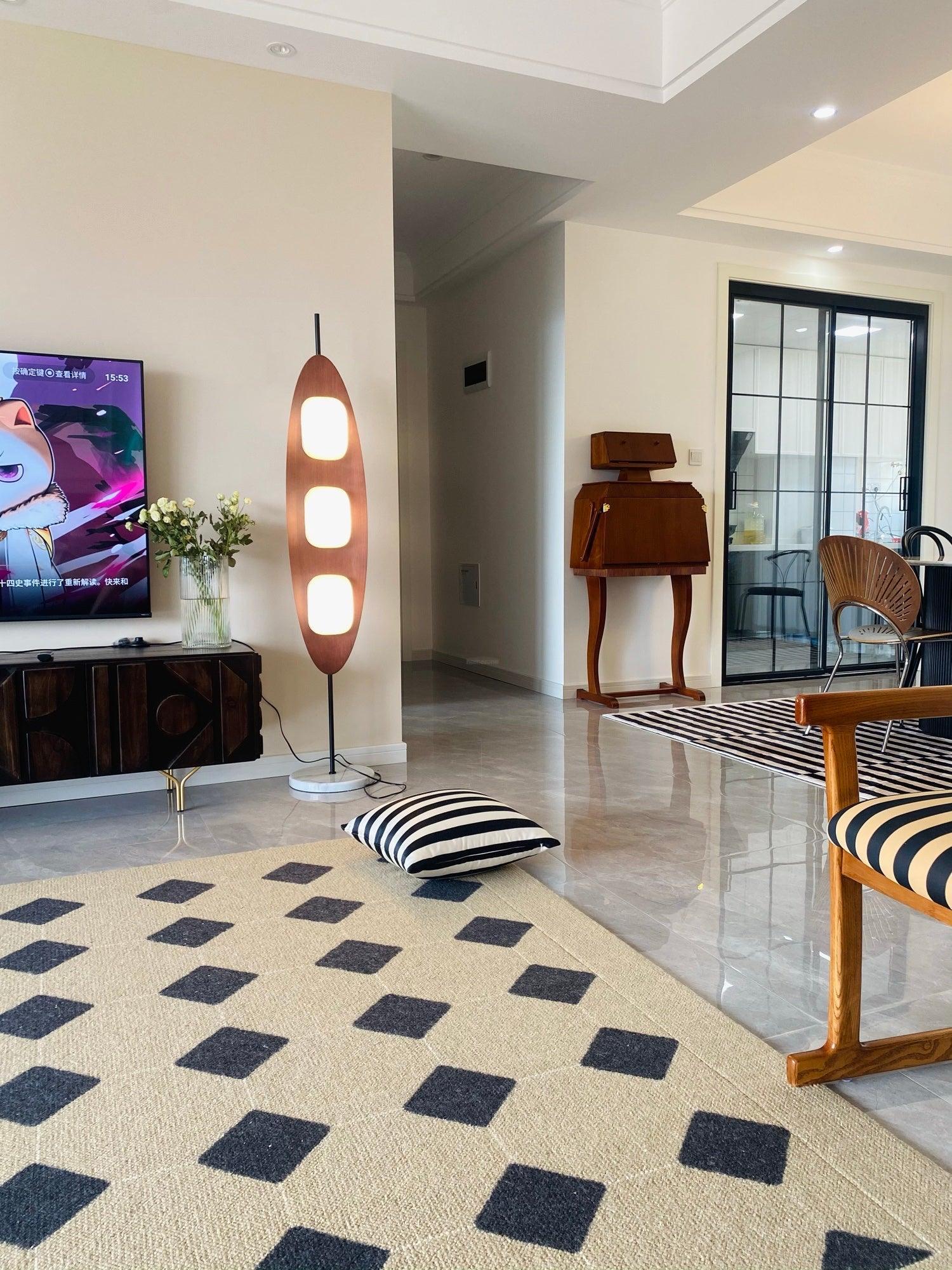 Surfboard Floor Lamp  ∅ 11.8″ - Pillar-1-Luxehomezone