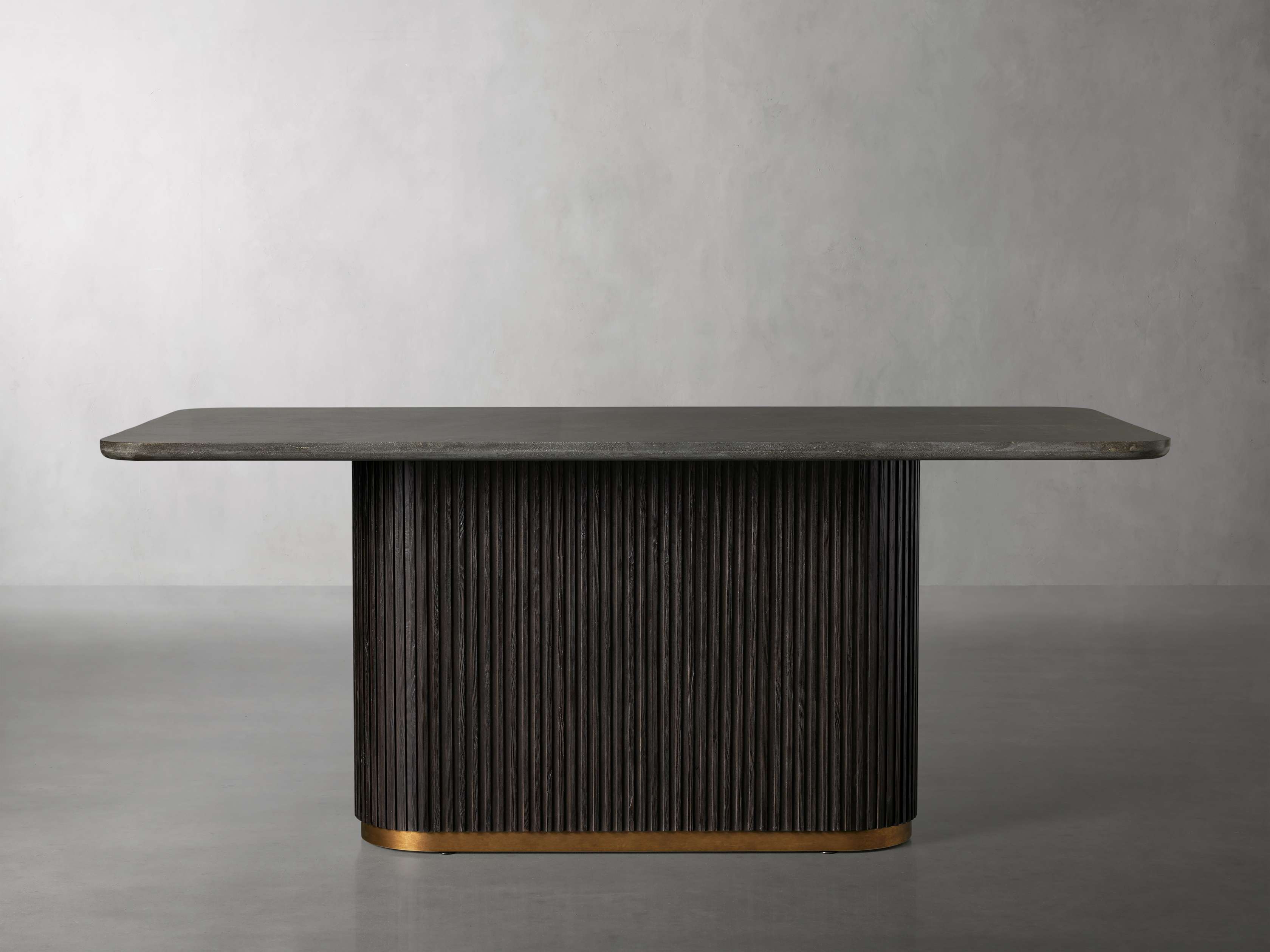 Finn Dining Table