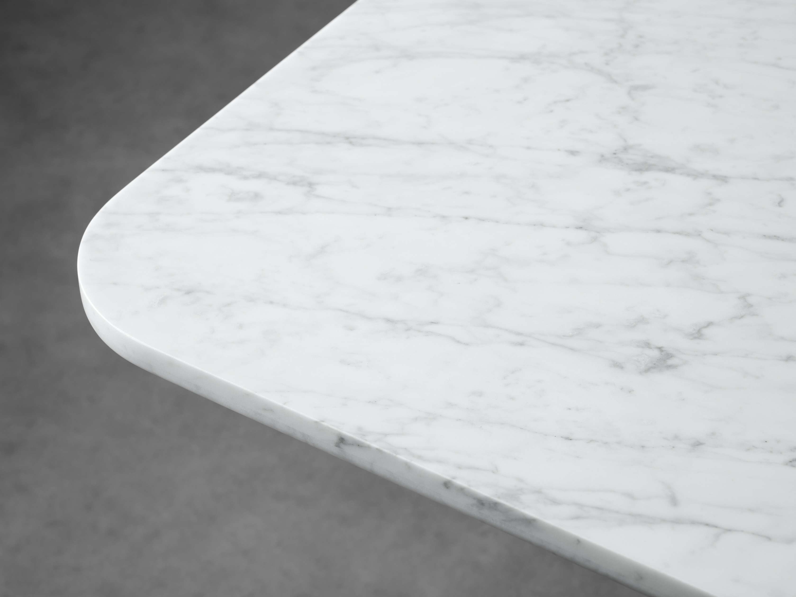 Finn Dining Table
