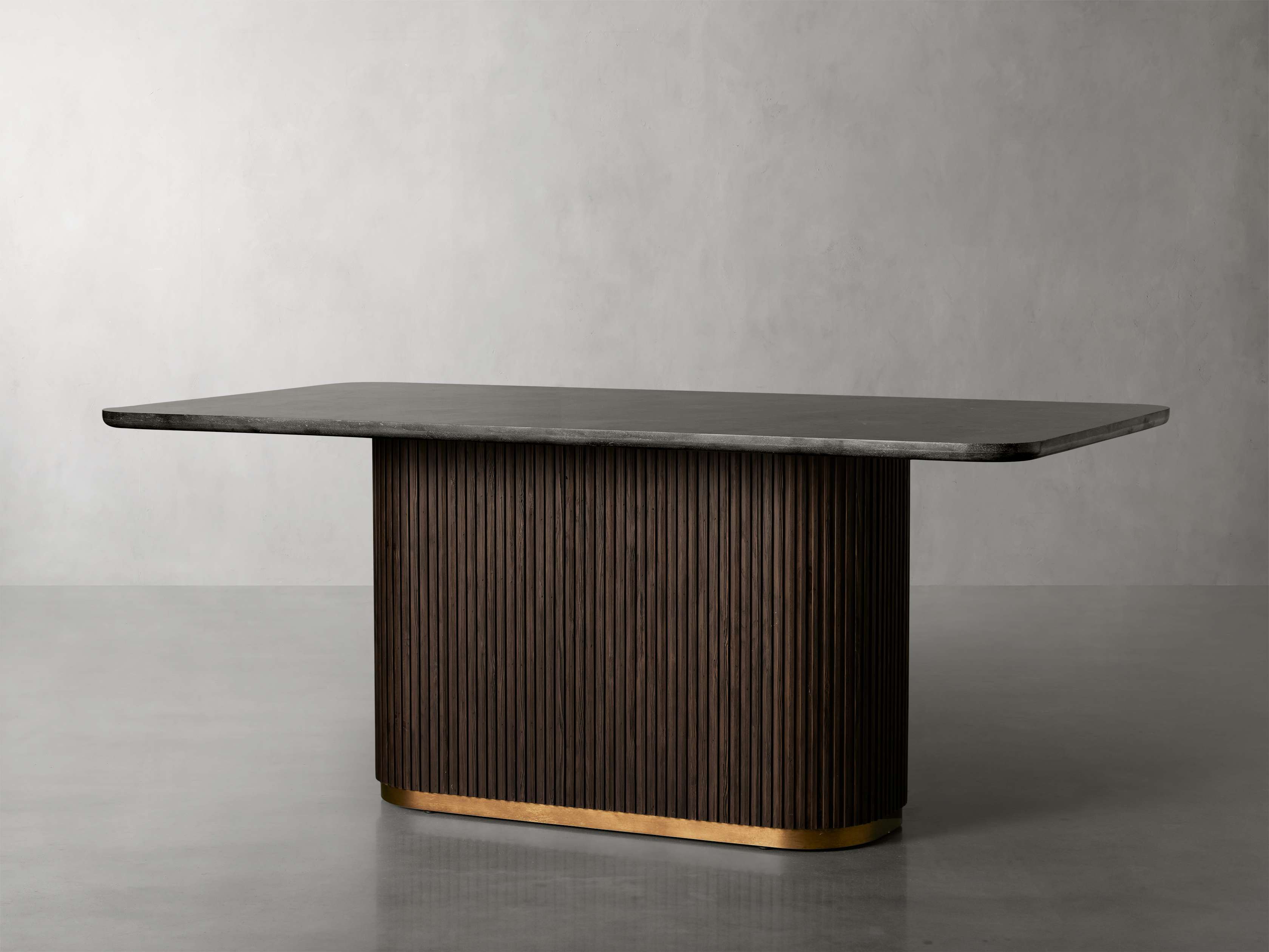 Finn Dining Table