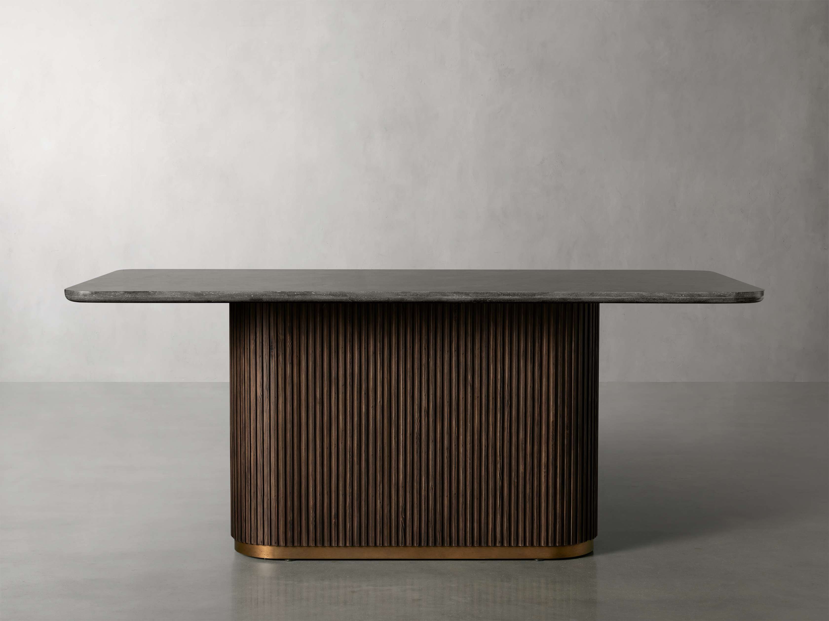 Finn Dining Table