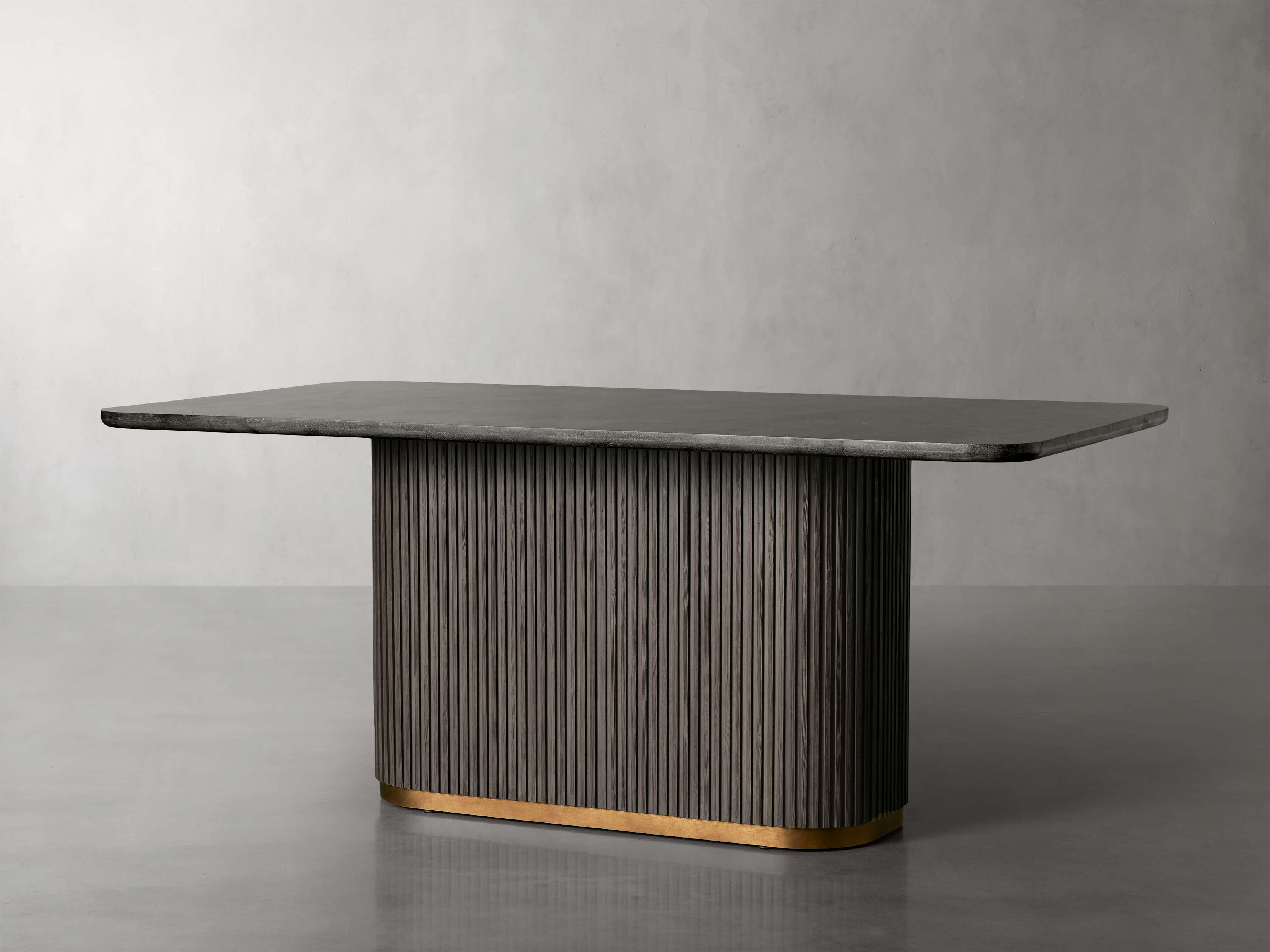 Finn Dining Table