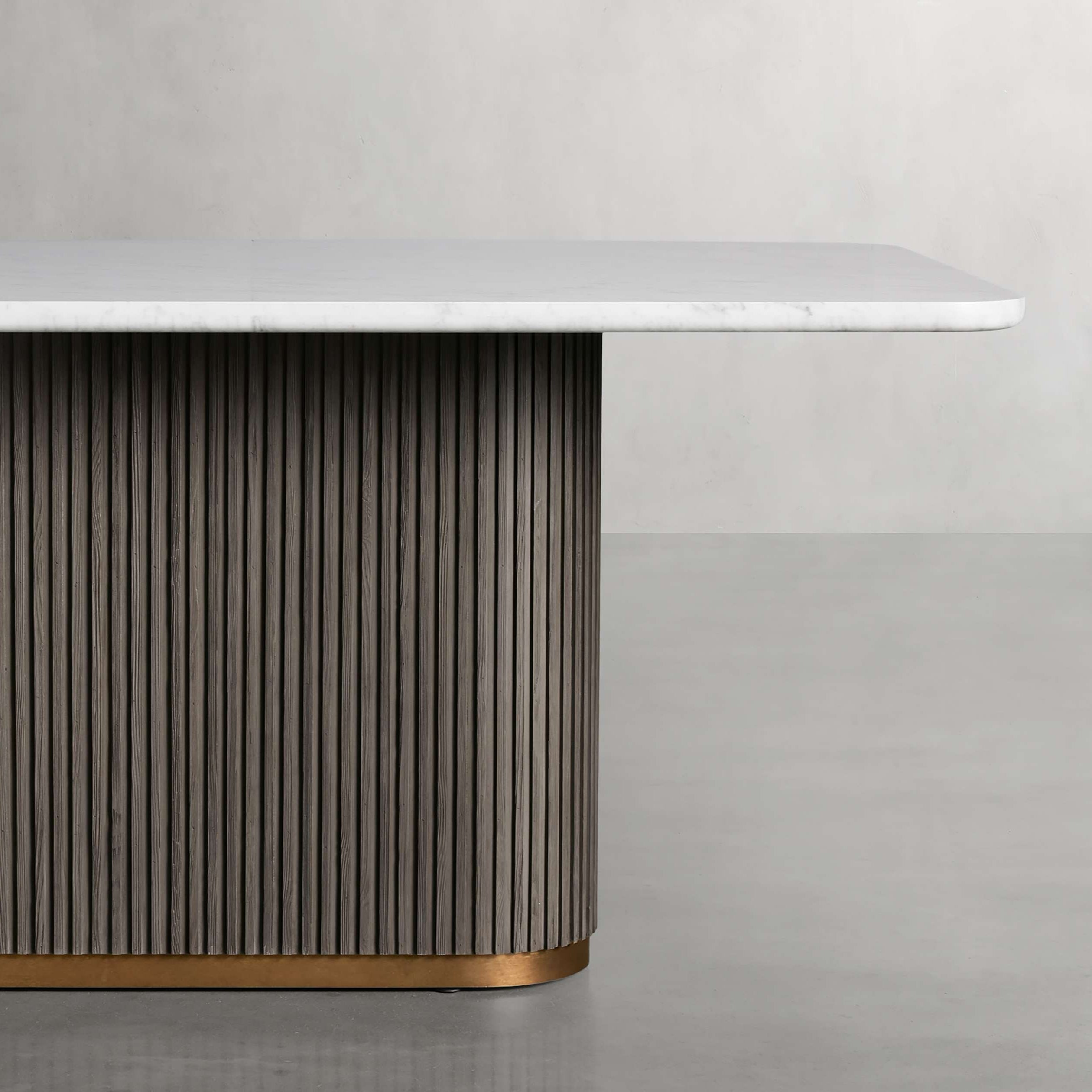 Finn Dining Table