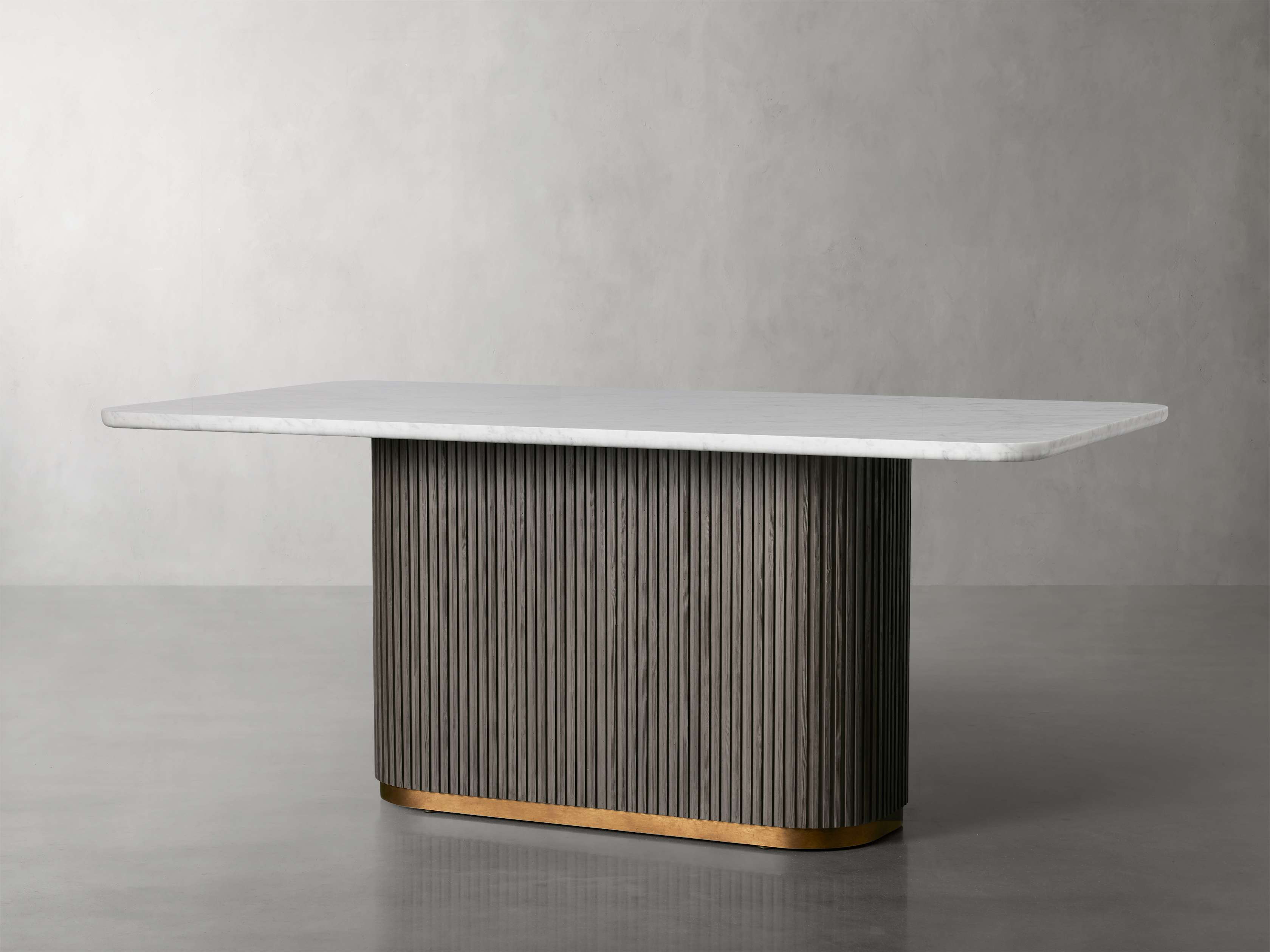 Finn Dining Table