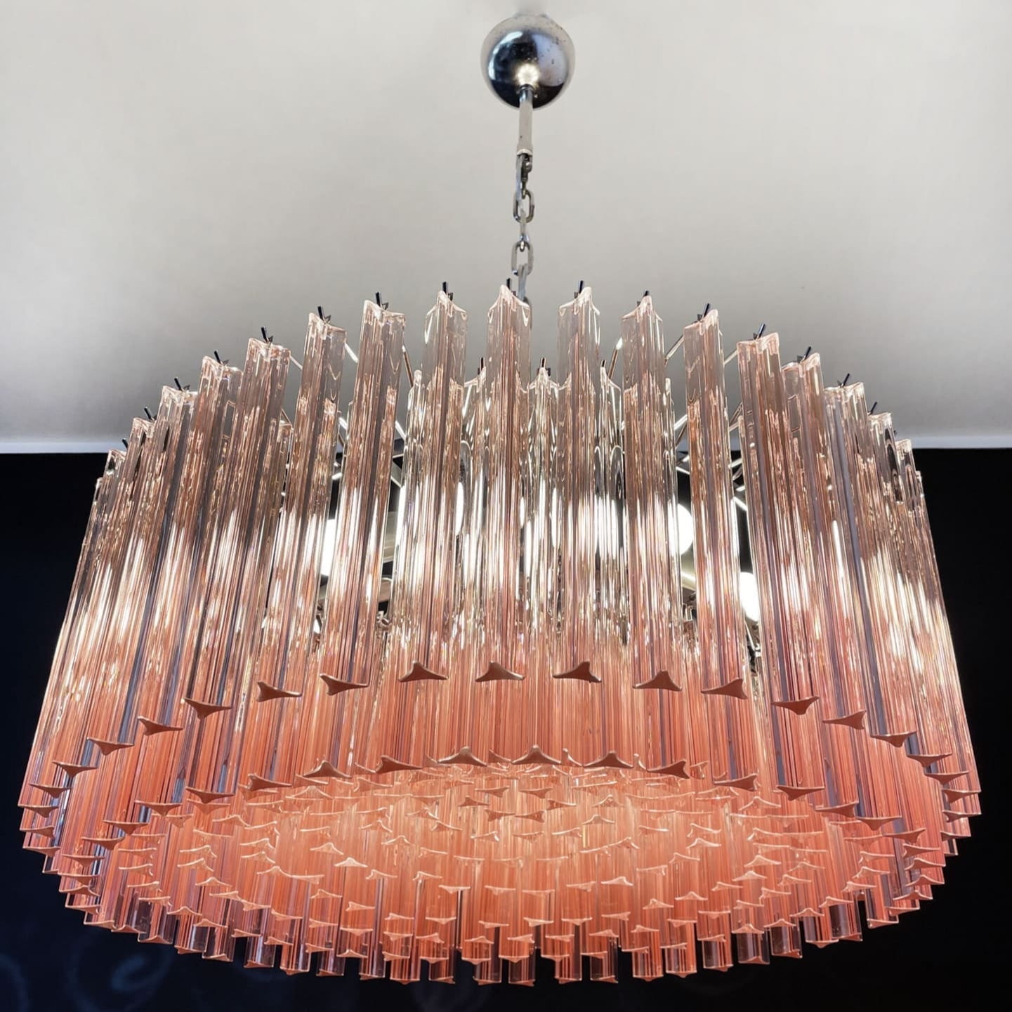 Murano Chandelier – Triedri Round – 265 prisms – Pink