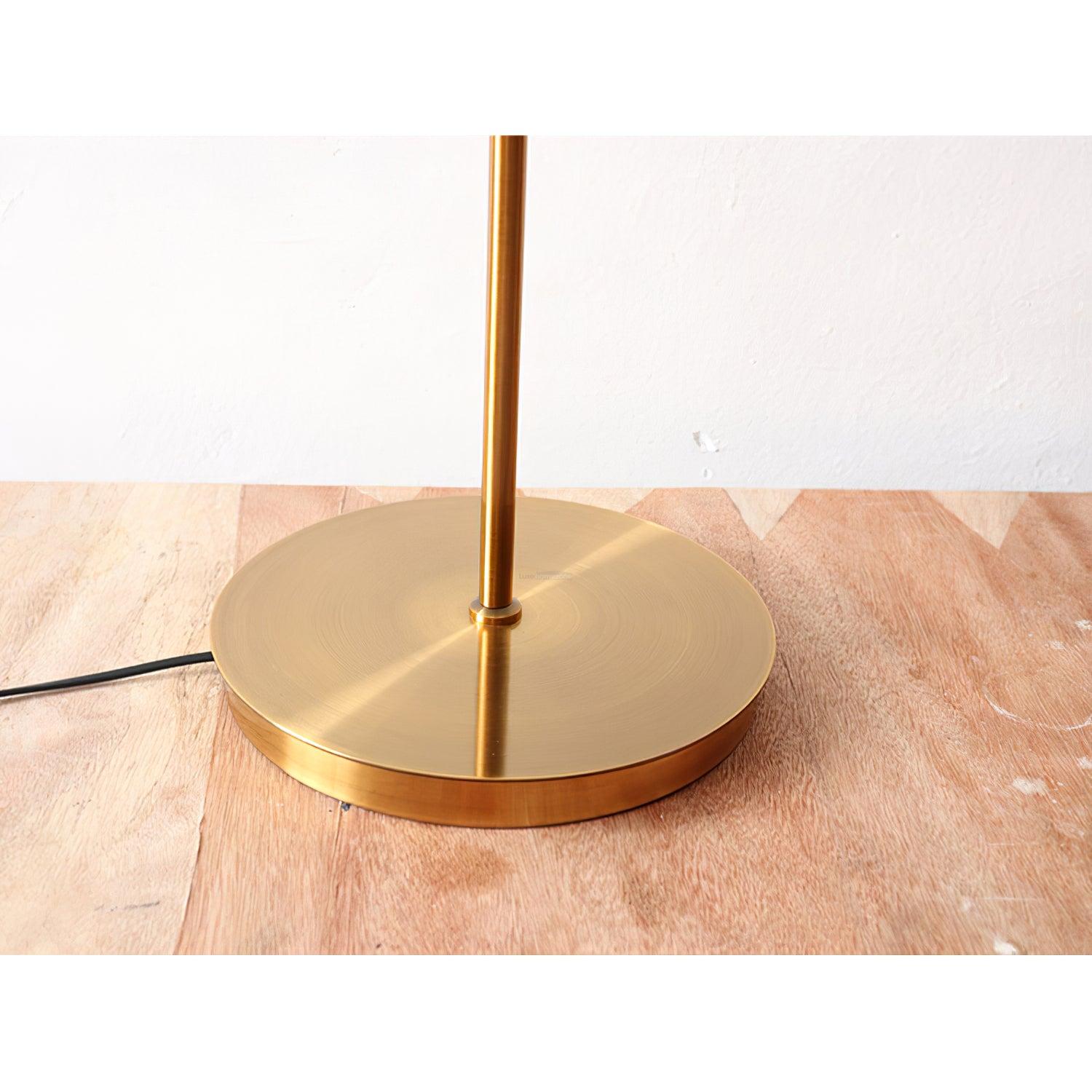 Kemi Floor Lamp ∅ 47.2″ - Flexible-1-Luxehomezone
