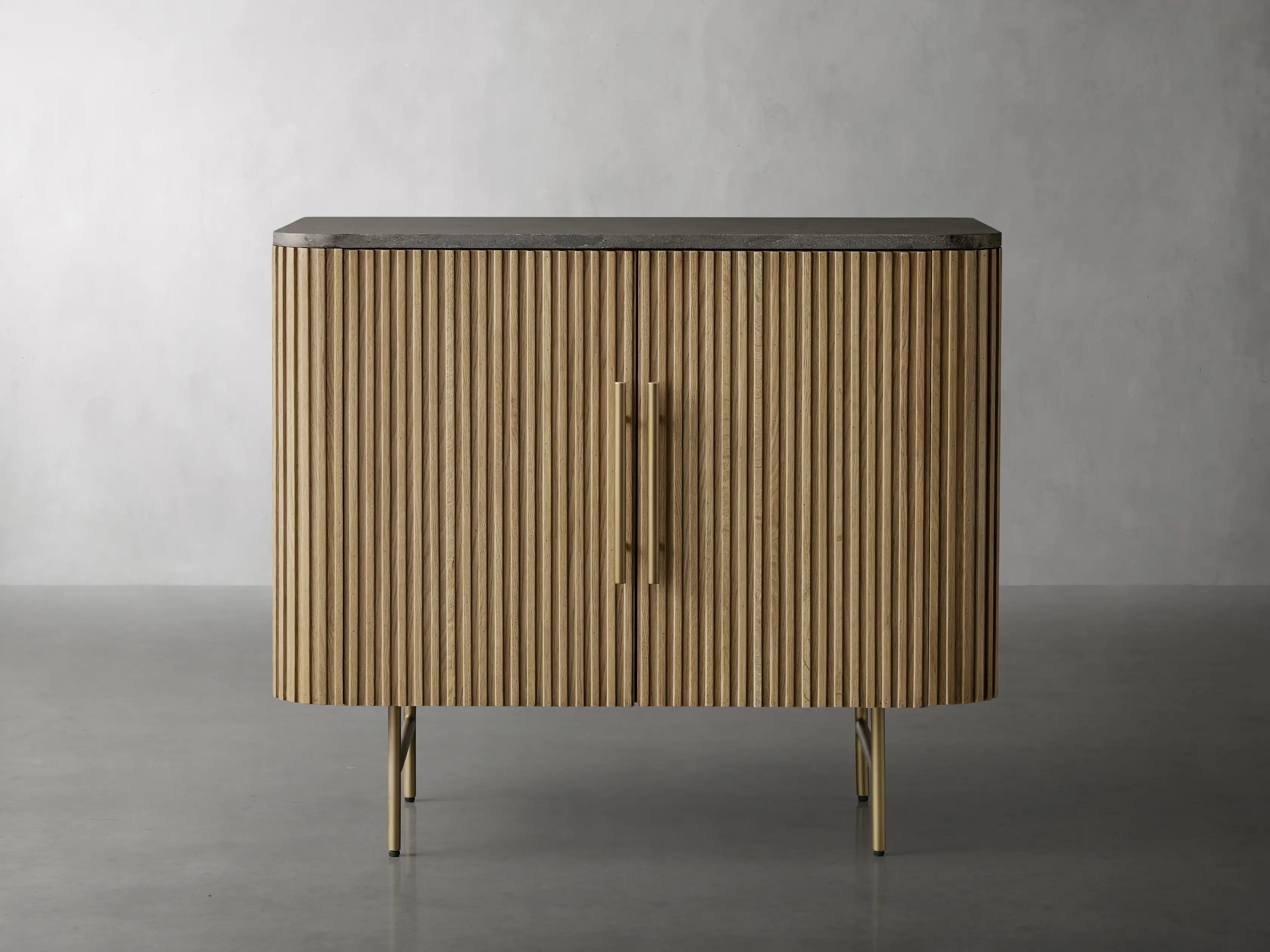 Finn Hall Chest