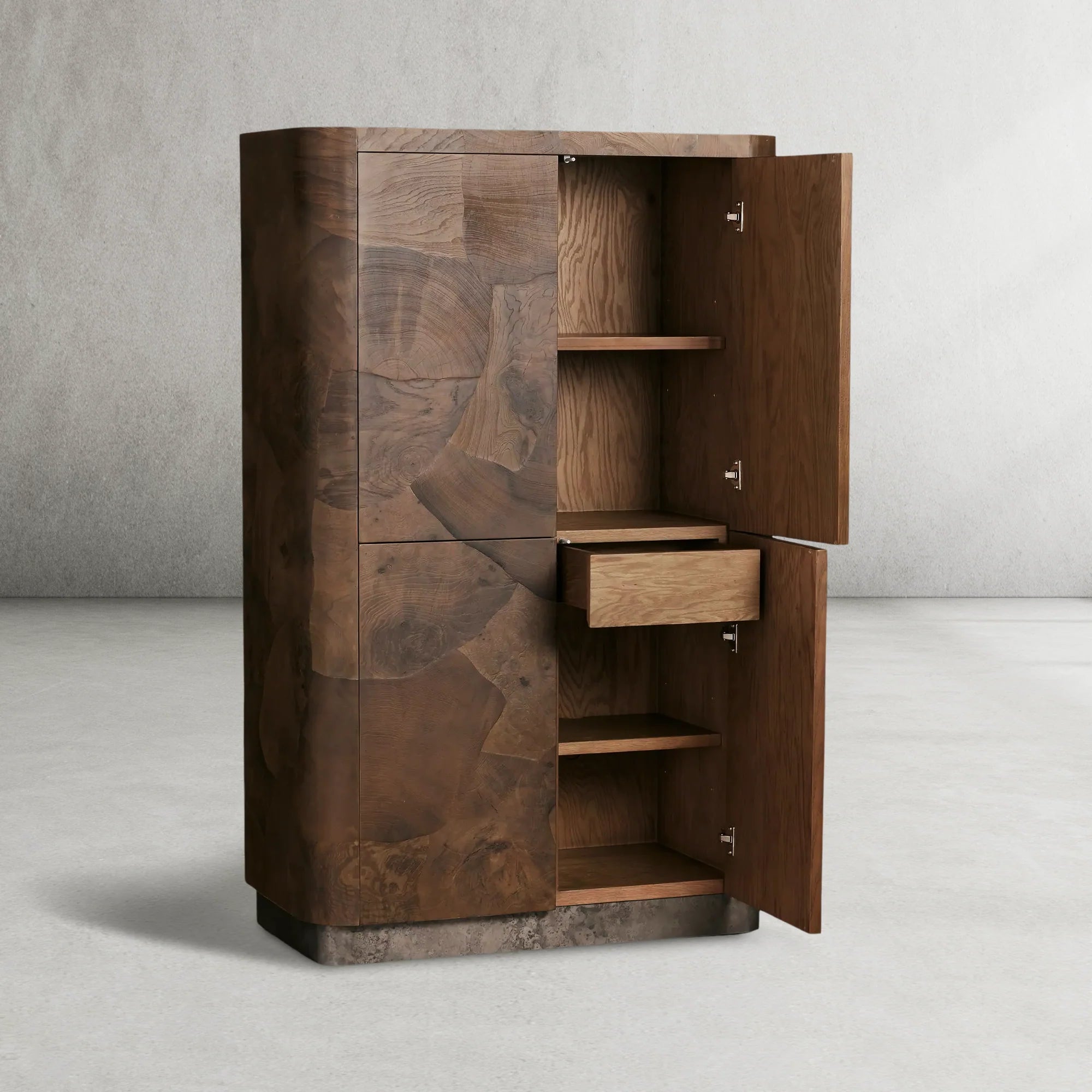Pola Cabinet