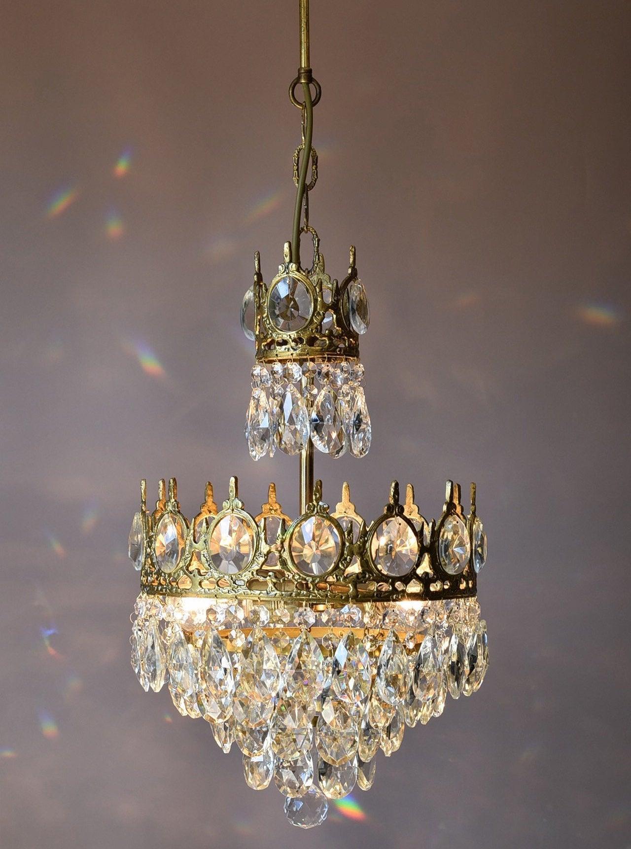 Vintage Crystal Chandelier - Crystals-1-Luxehomezone