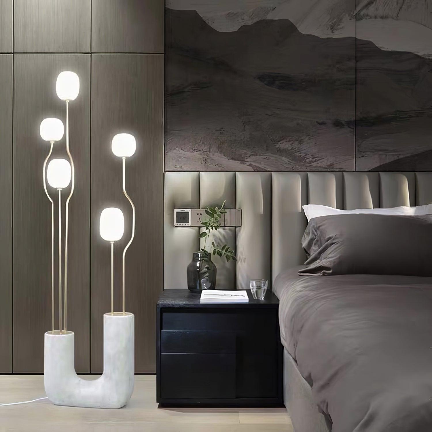 Comet Floor Lamp ∅ 18.9″ - Geometry-1-Luxehomezone