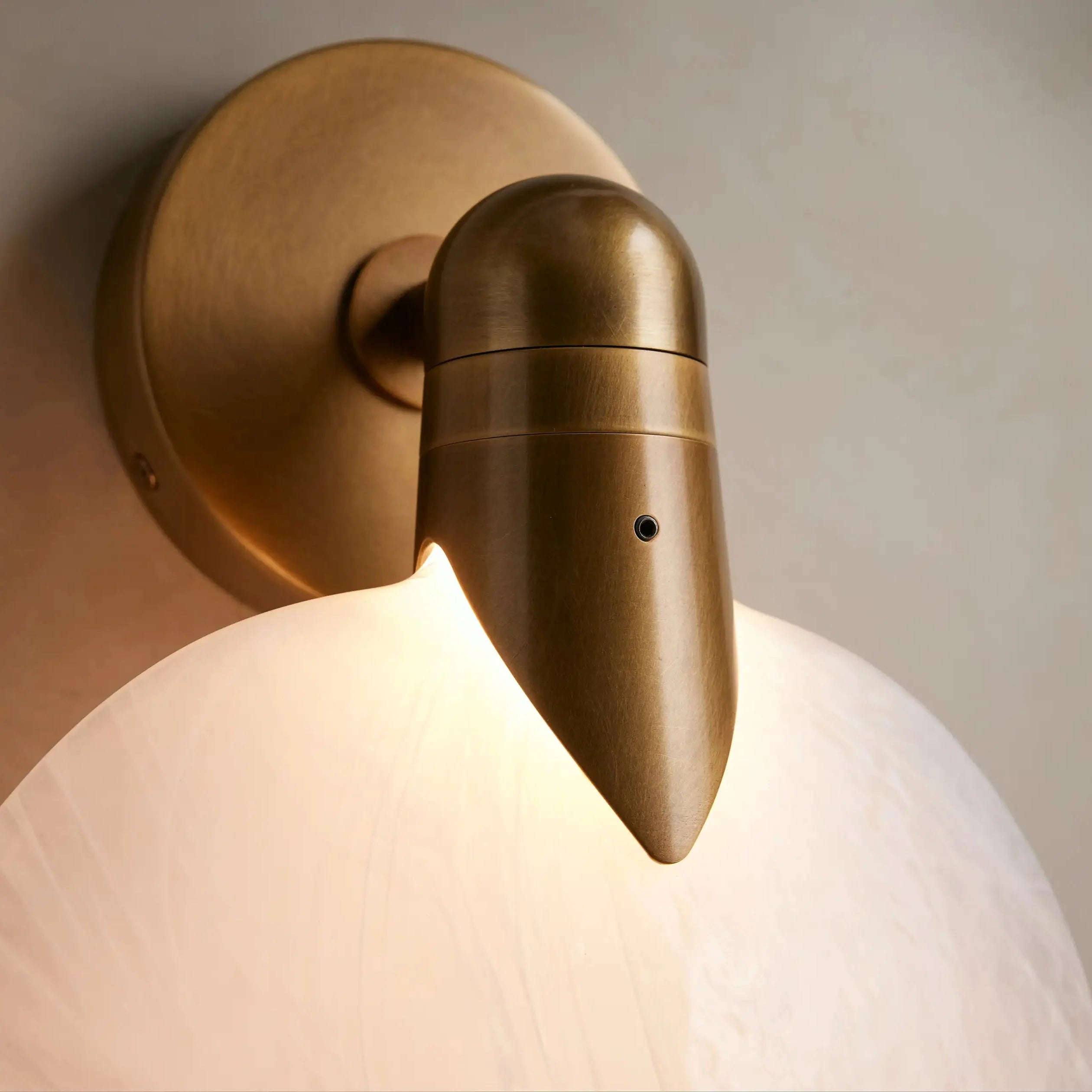 Lyla Sconce