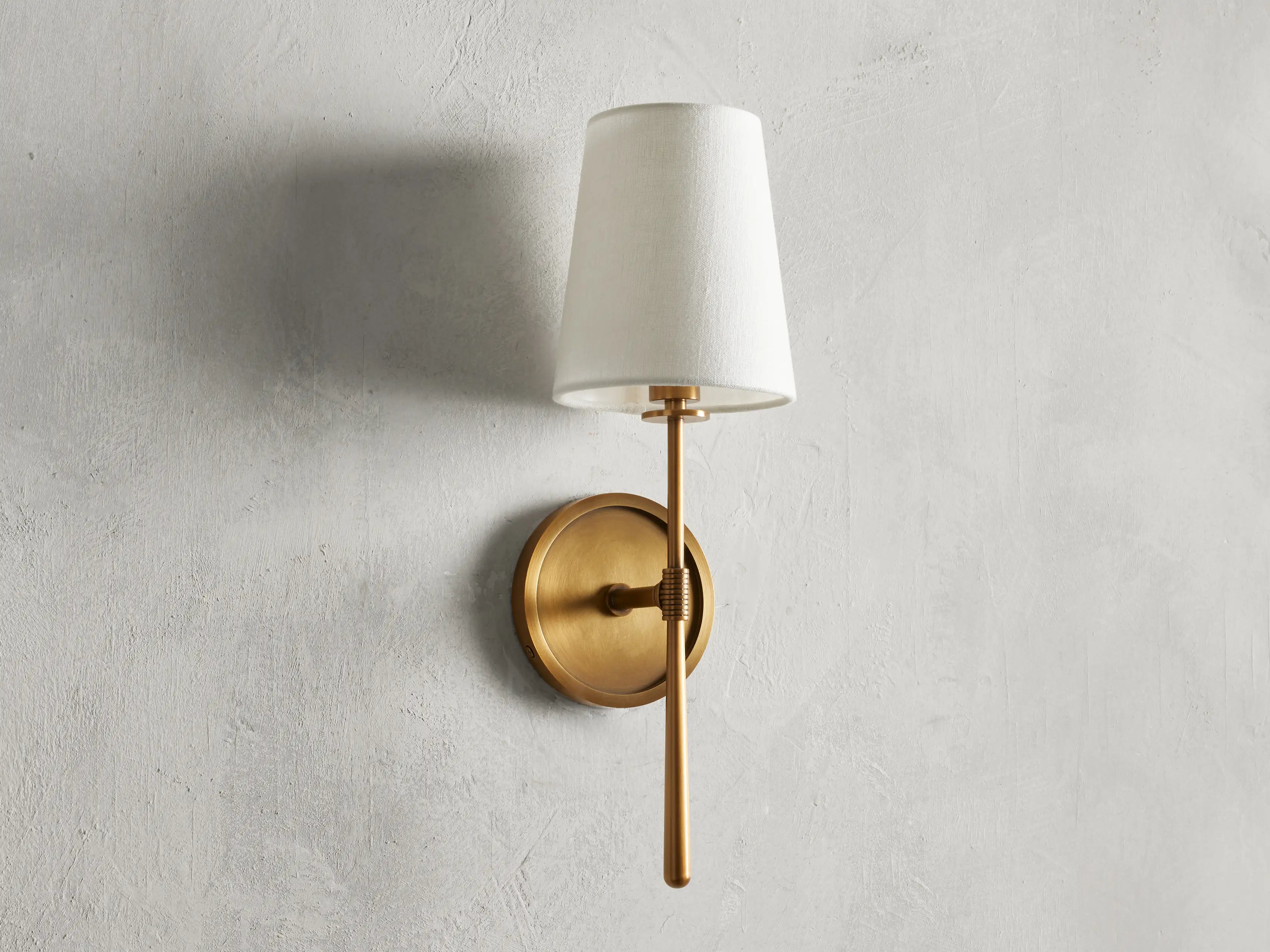 Rhode Sconce