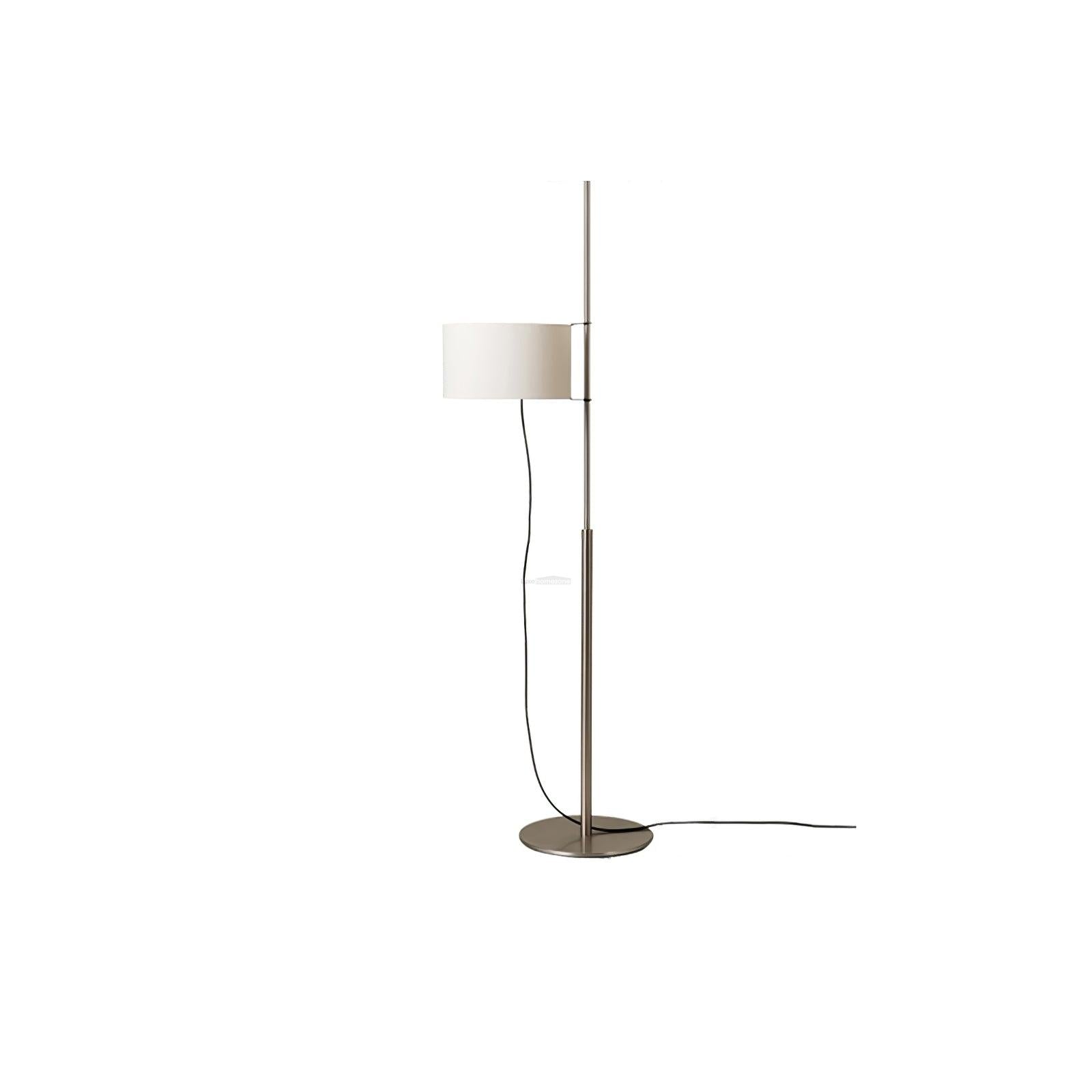 Svelte Silhouette Floor Light - Wood-1-Luxehomezone