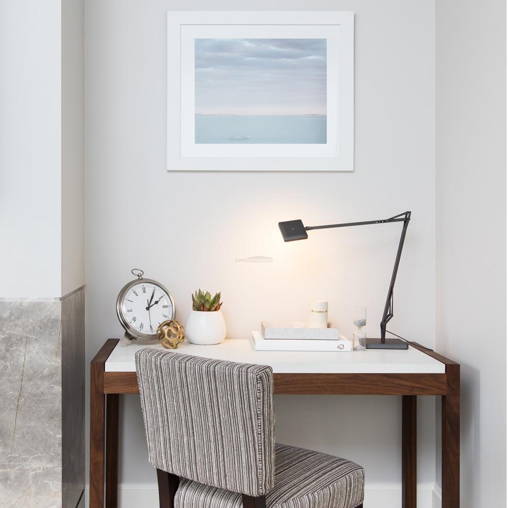 Edge Table Lamp Φ 17.3″ - Flexible-1-Luxehomezone