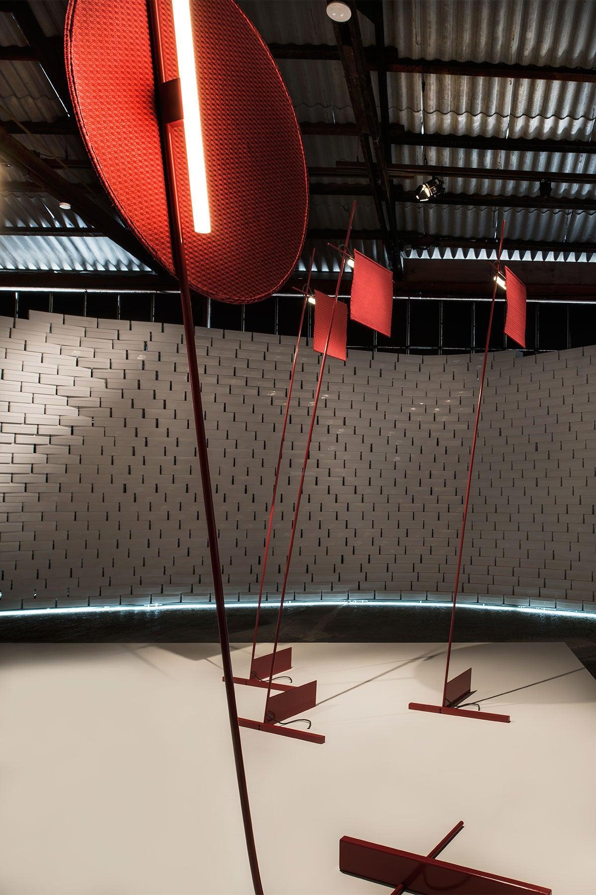 Athletes Floor Lamp W 23.6″ - Luxehomezone