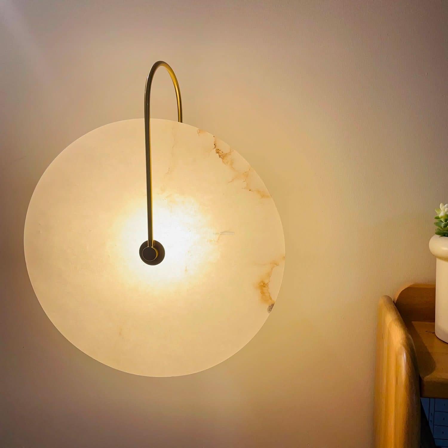 Alabaster LED Wall Lamp 6''/8''/10''/12'' - Luxehomezone
