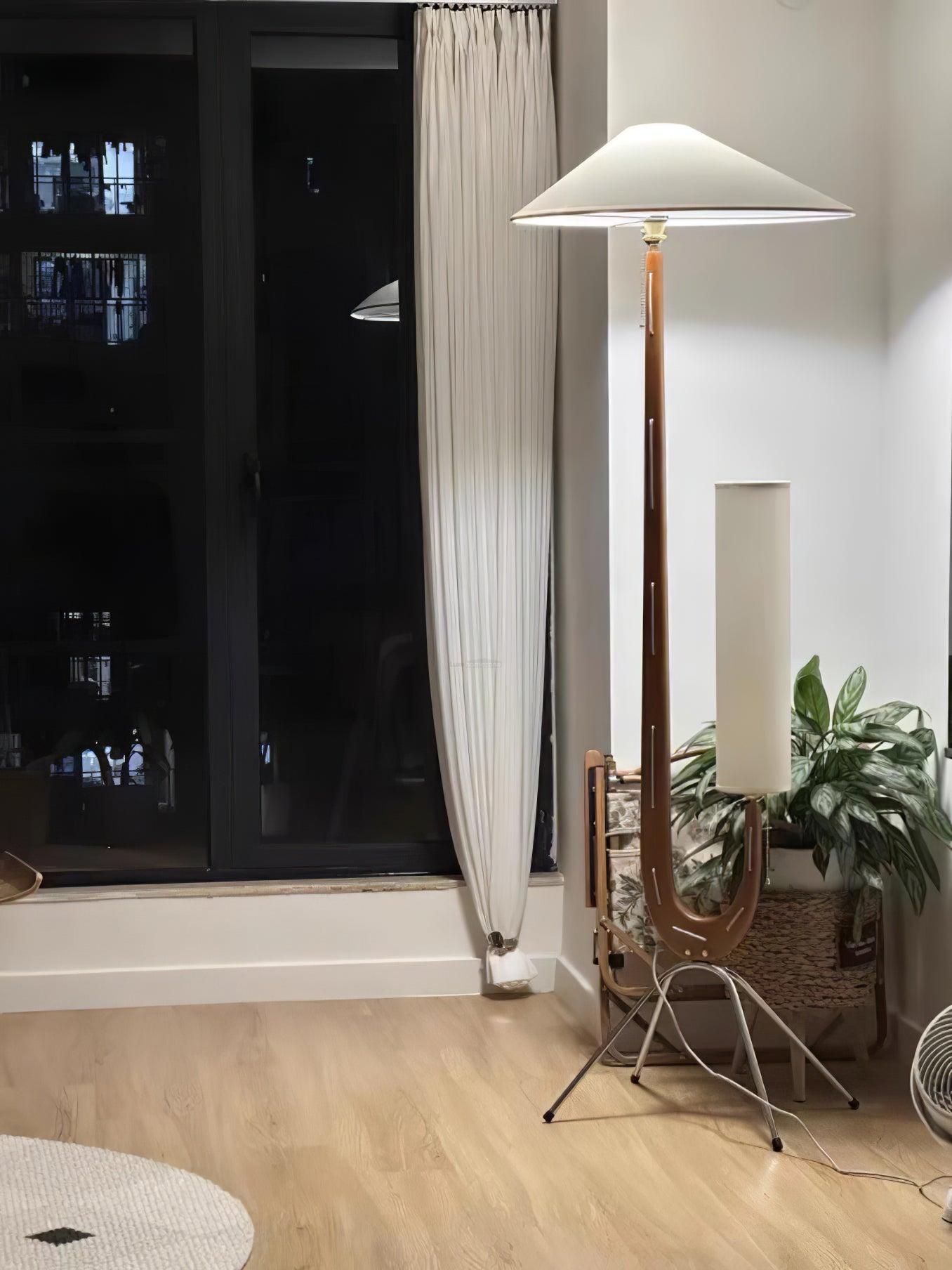 Giraffe Floor Lamp ∅ 21.6″ - Wood-1-Luxehomezone
