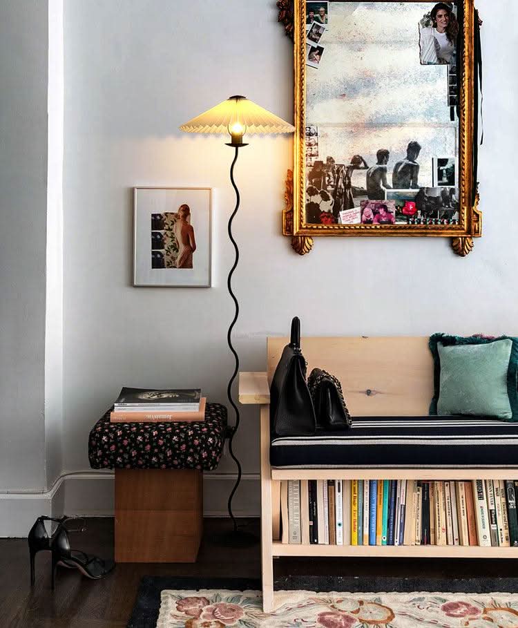 Squiggle Floor Lamp ∅ 17″ - Luxehomezone