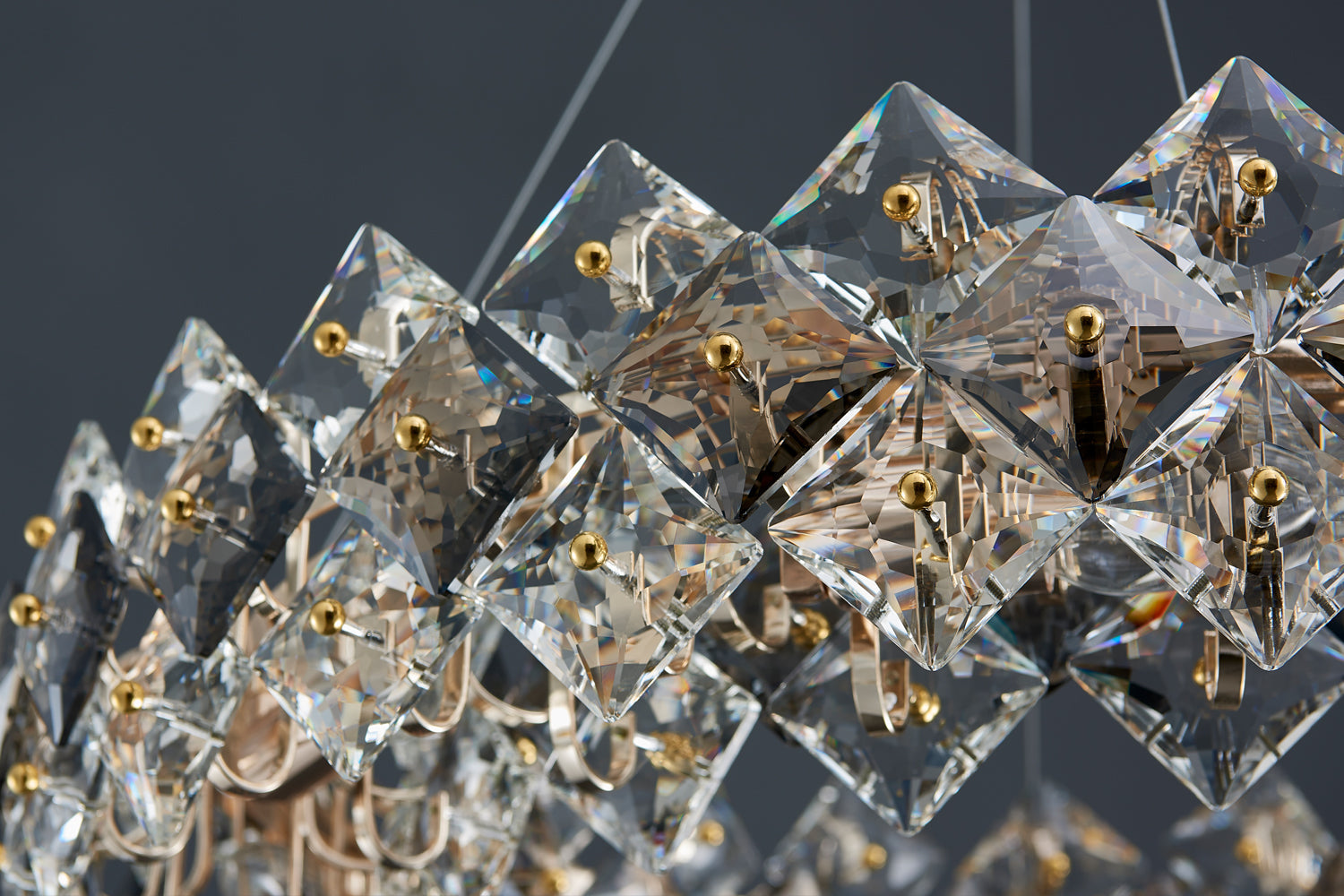 Scale Crystal Round Chandelier 12 Lights