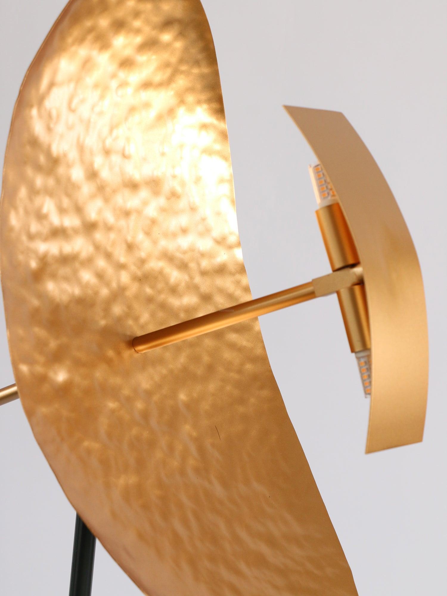 Ribot Floor Lamp W 31.5″ - Flexible-1-Luxehomezone