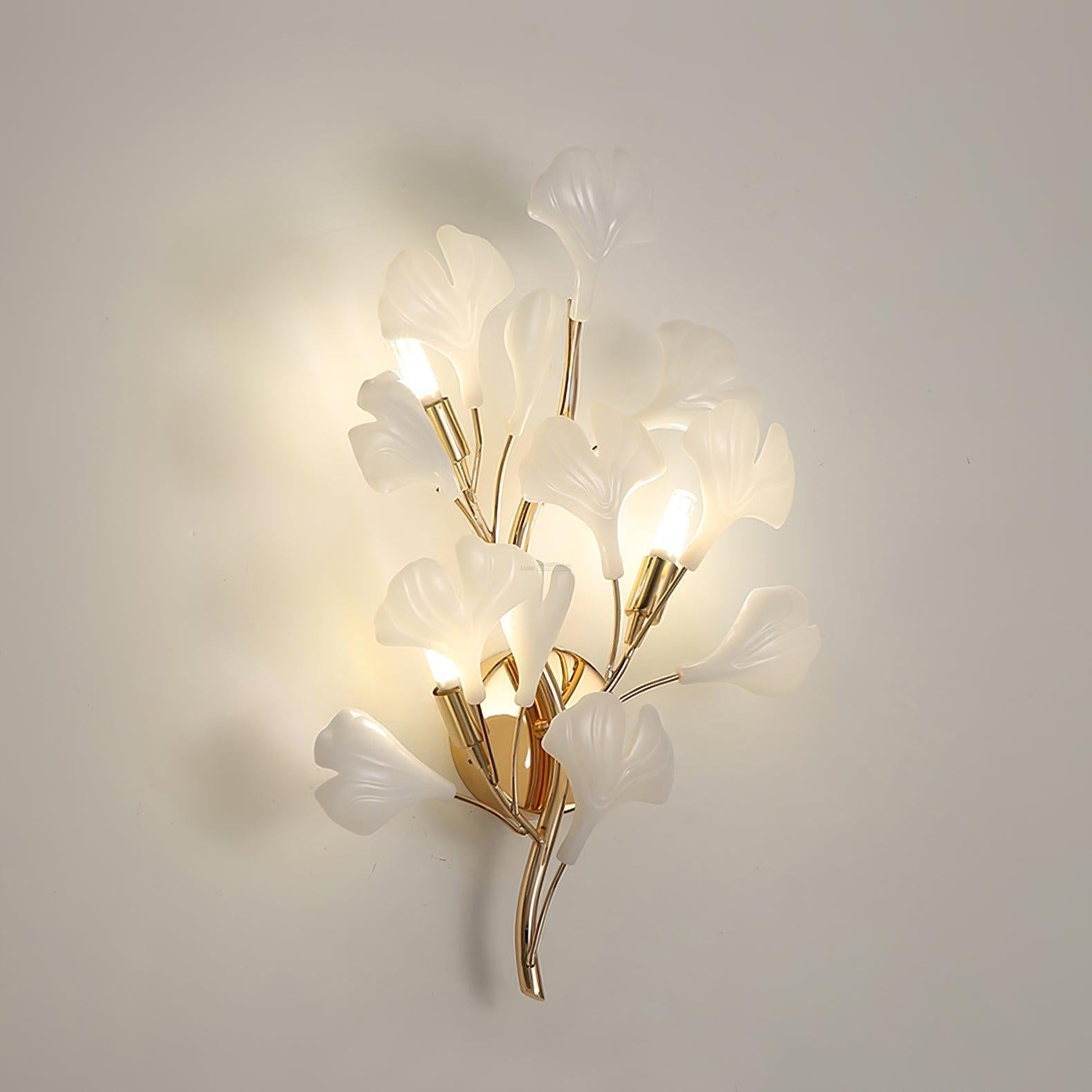Gingko Wall Lamp with Leaves - Luxehomezone