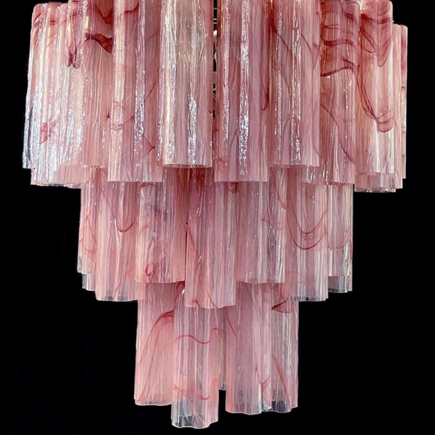 Tronchi Murano Chandelier – 48 tubes – Alabaster Pink