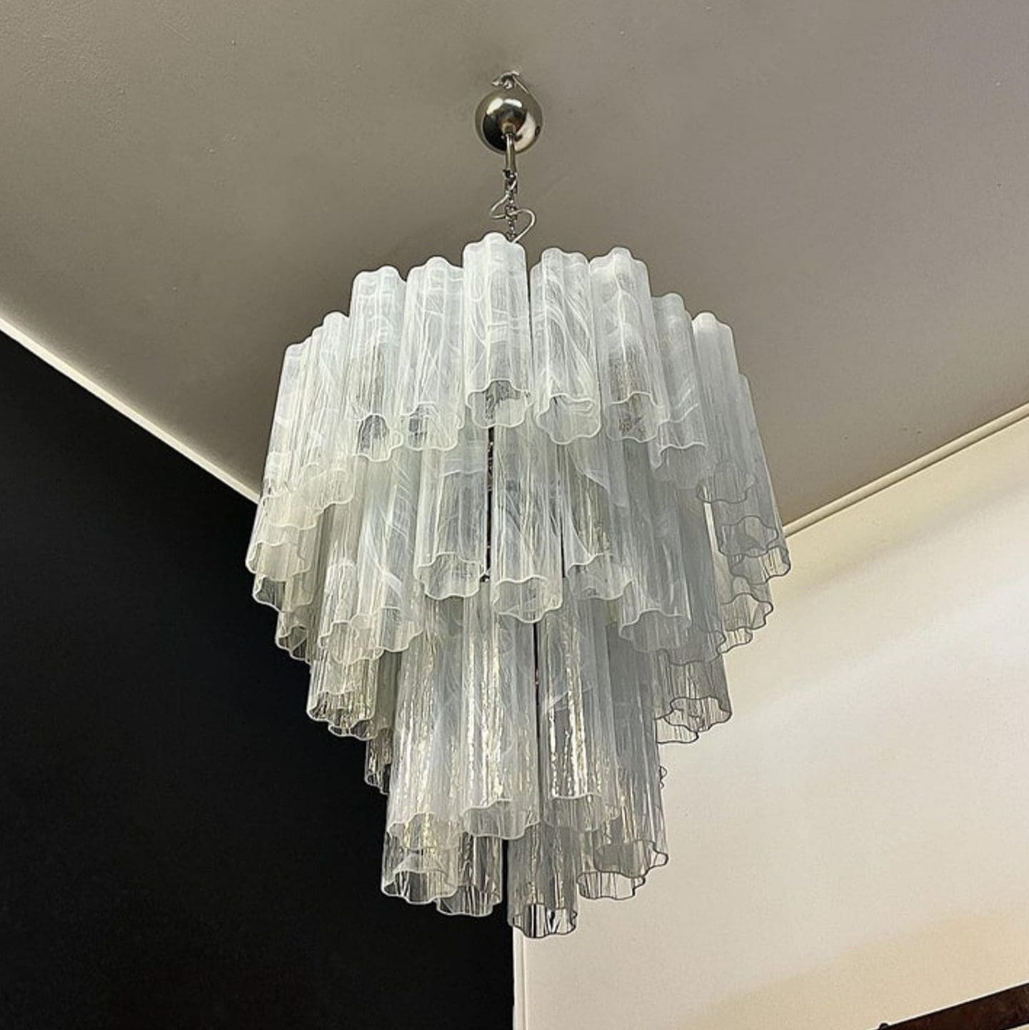 Tronchi Murano Chandelier – 48 tubes – Alabaster White