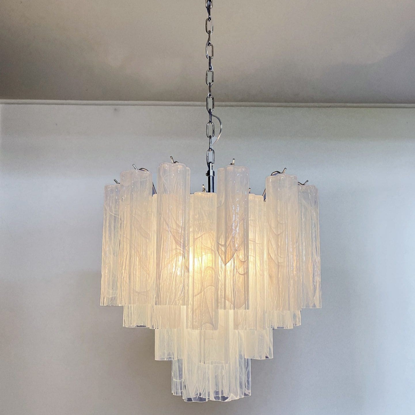 Tronchi Murano Chandelier – 36 tubes – Alabaster white