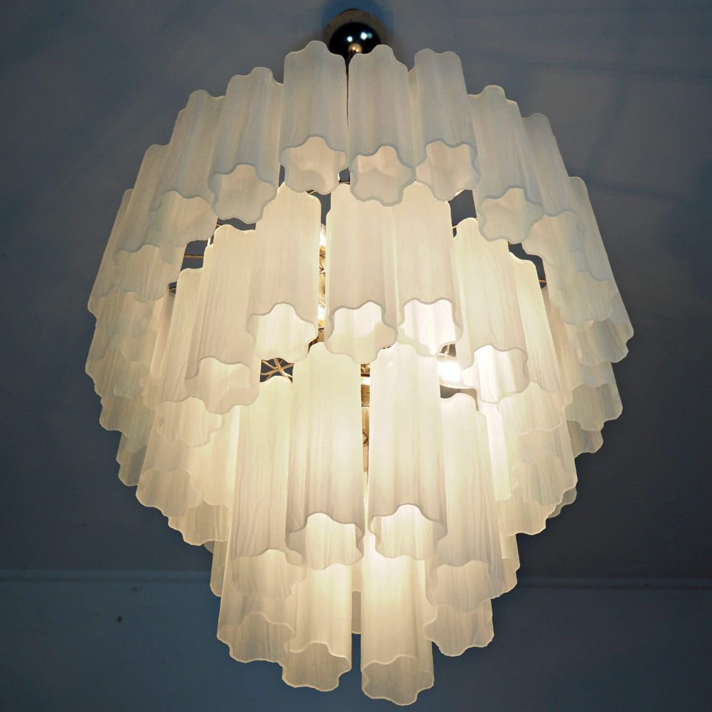 Tronchi Murano Chandelier – 48 tubes – matte white