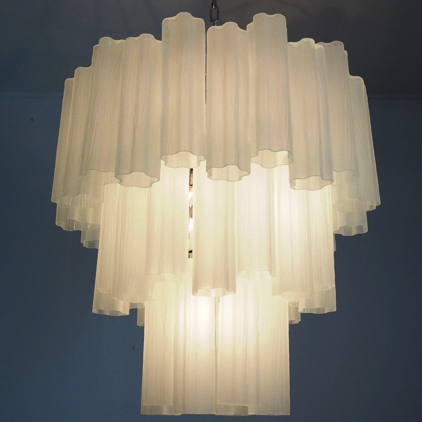 Tronchi Murano Chandelier – 48 tubes – matte white