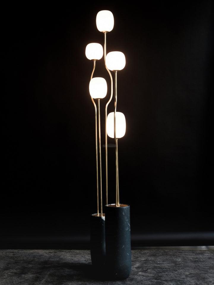 Comet Floor Lamp ∅ 18.9″ - Geometry-1-Luxehomezone