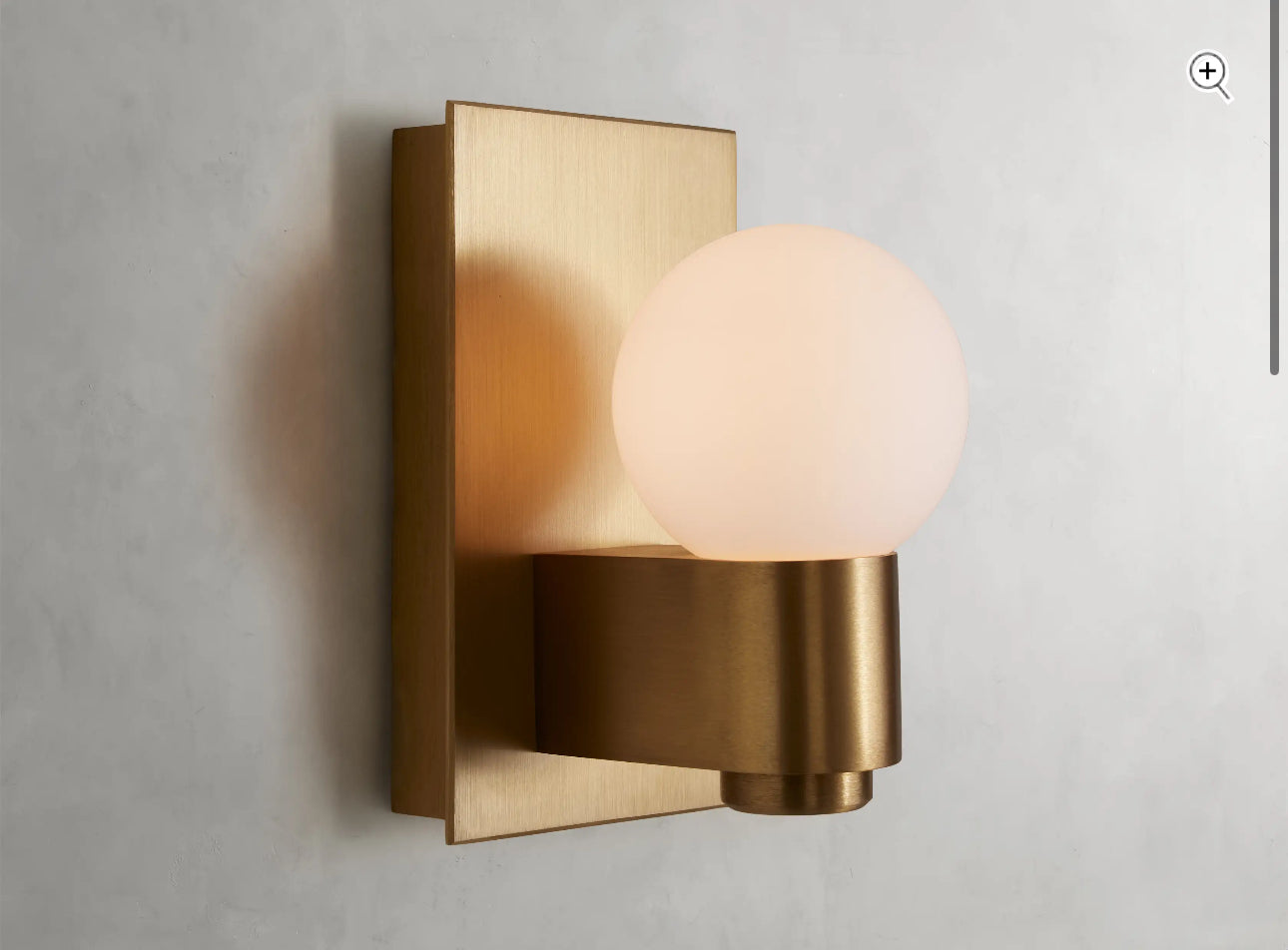 Casen Sconce