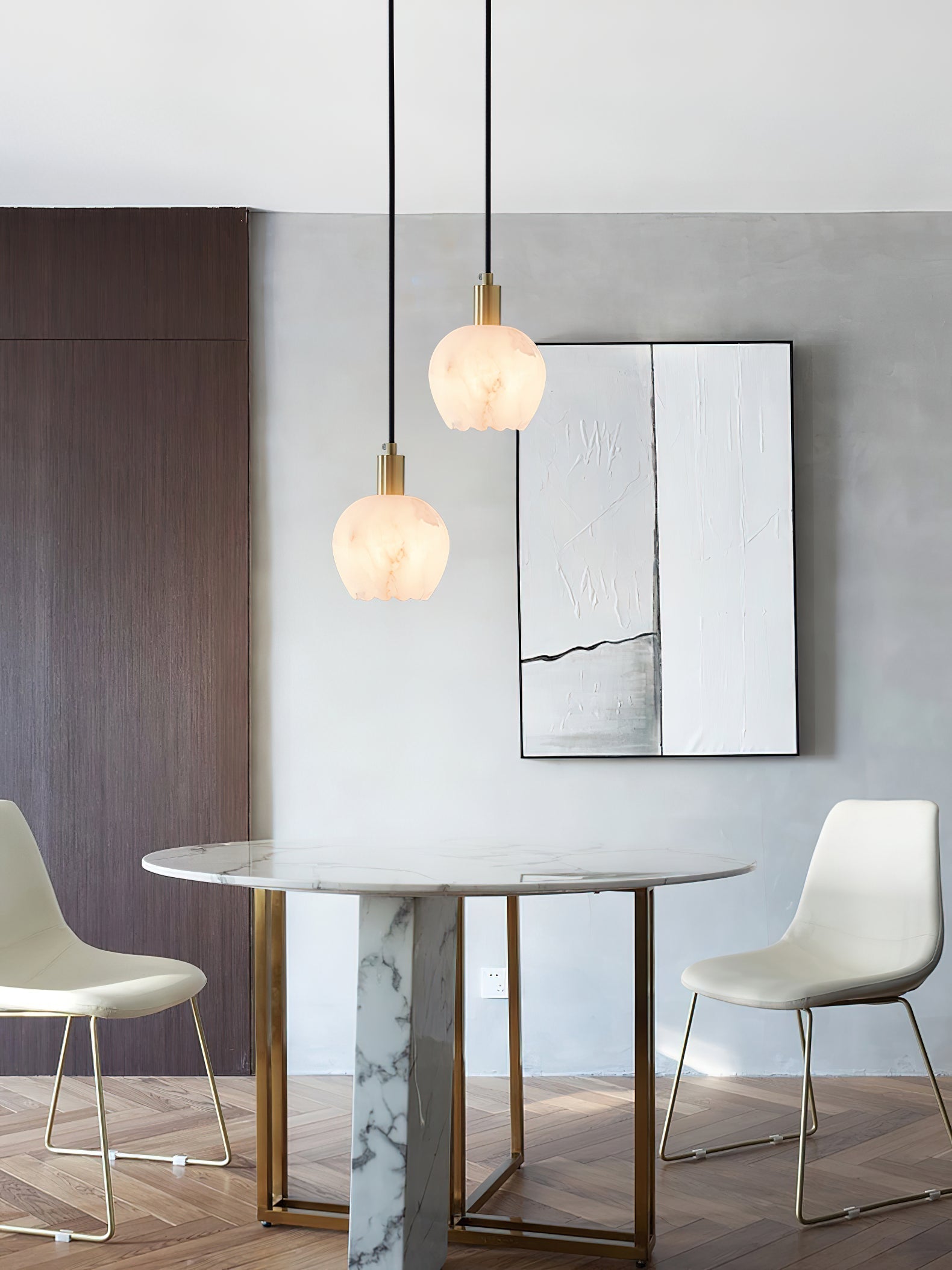 Lilin Alabaster Pendant Light - Alabaster globe light, Ambient lighting, Artistic pendant light, Custom lighting, Decorative lighting, Designer lighting, Dining room lighting, High ceiling lighting, High-end lighting, Innovative lighting, Luxury lighting, Modern chandelier, Modern pendant lighting, Sophisticated lighting, Stylish pendant light- Pendant Light1-Luxehomezone