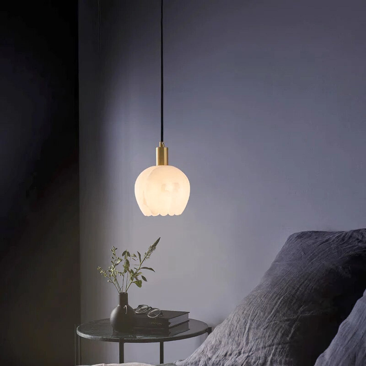 Lilin Alabaster Pendant Light - Alabaster globe light, Ambient lighting, Artistic pendant light, Custom lighting, Decorative lighting, Designer lighting, Dining room lighting, High ceiling lighting, High-end lighting, Innovative lighting, Luxury lighting, Modern chandelier, Modern pendant lighting, Sophisticated lighting, Stylish pendant light- Pendant Light1-Luxehomezone