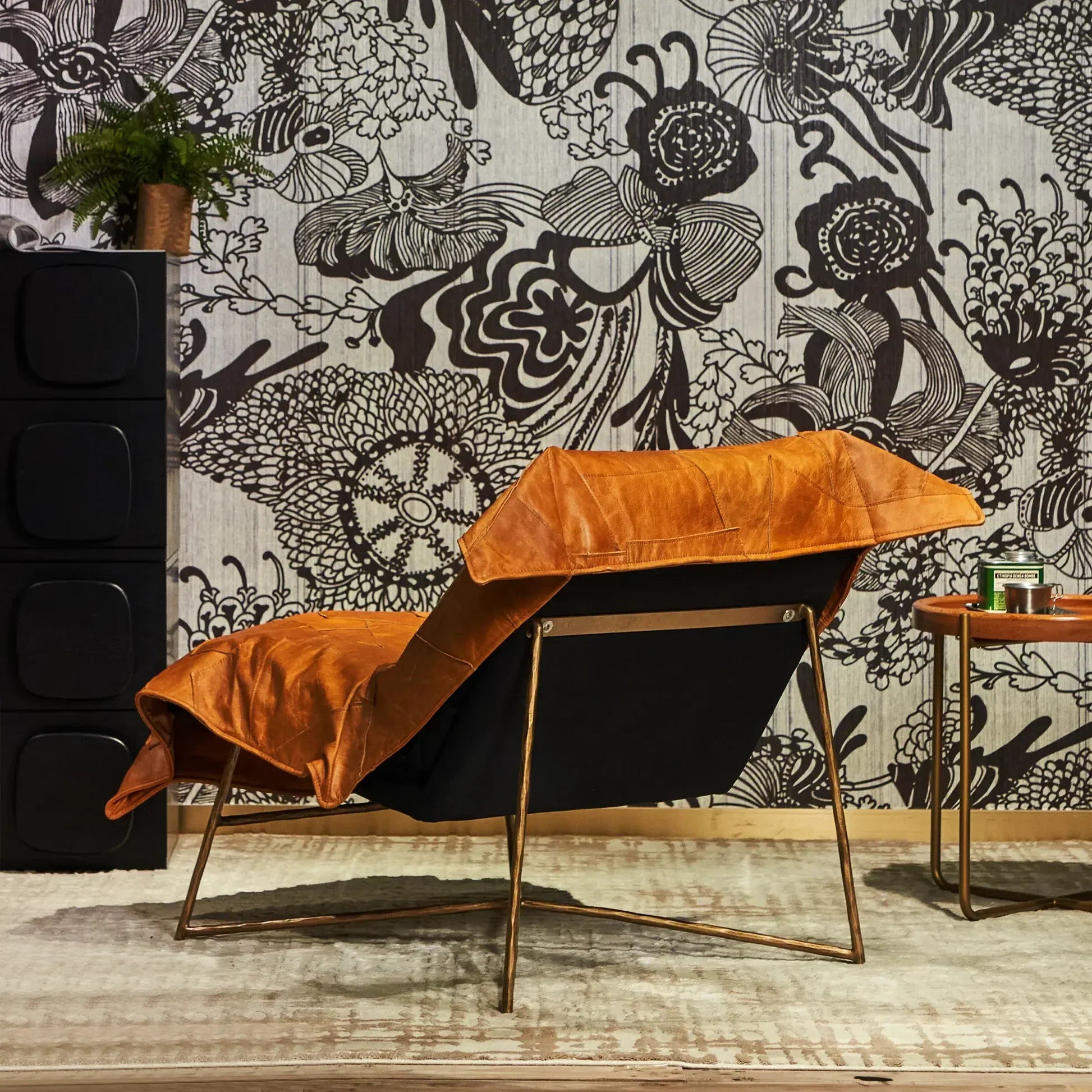 Thaddeus Leisure Chair