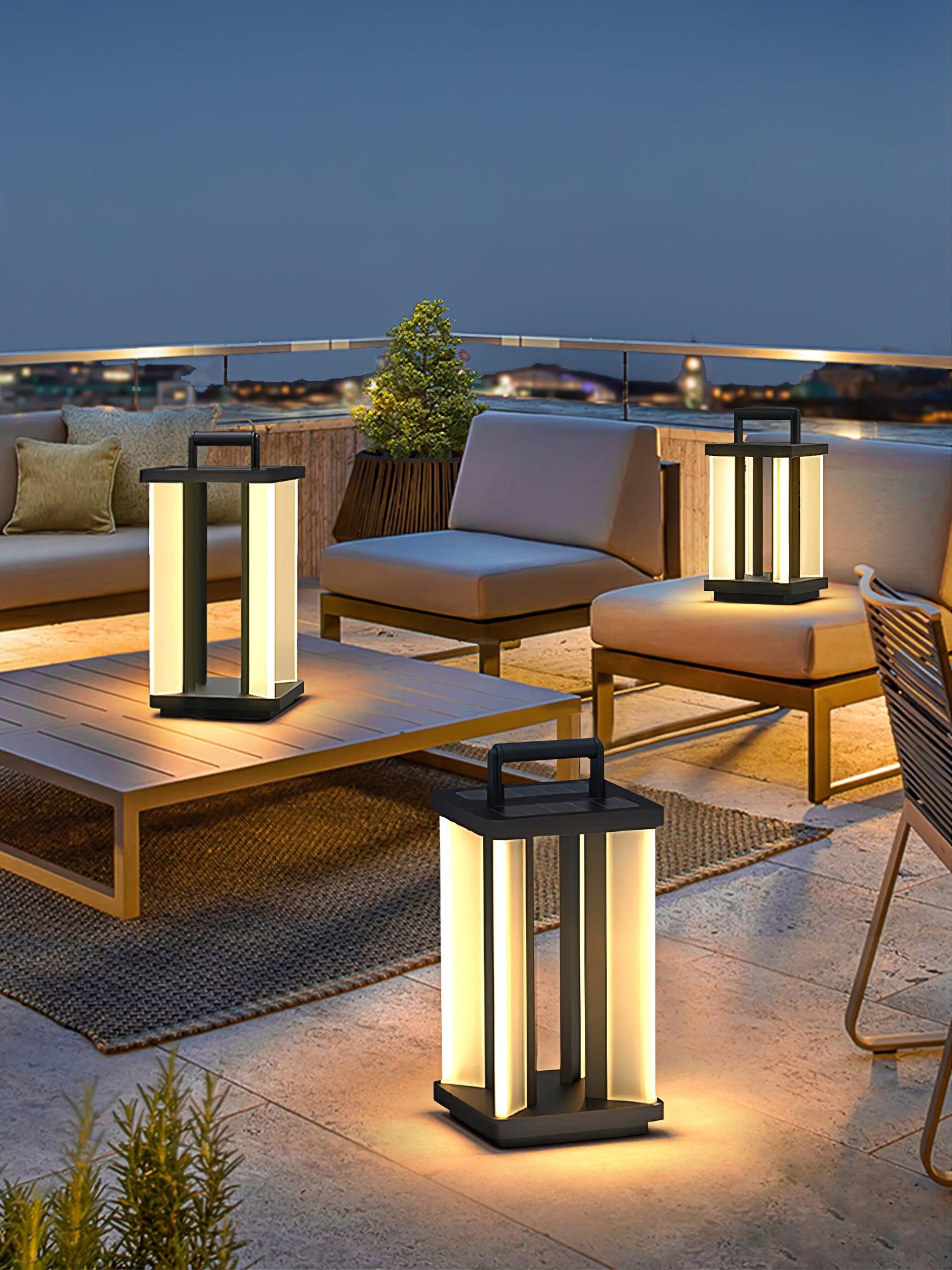 Metroluxe Solar Light for Outdoor - Luxehomezone