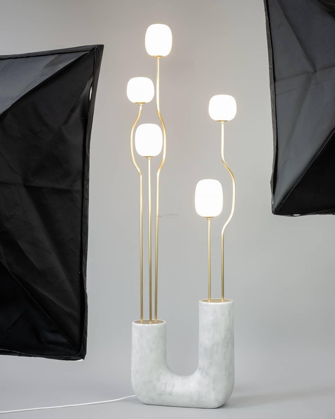 Comet Floor Lamp ∅ 18.9″ - Geometry-1-Luxehomezone