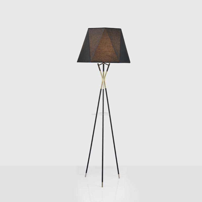 Solitaire Floor Lamp ∅ 21.7″ - Geometry-1-Luxehomezone