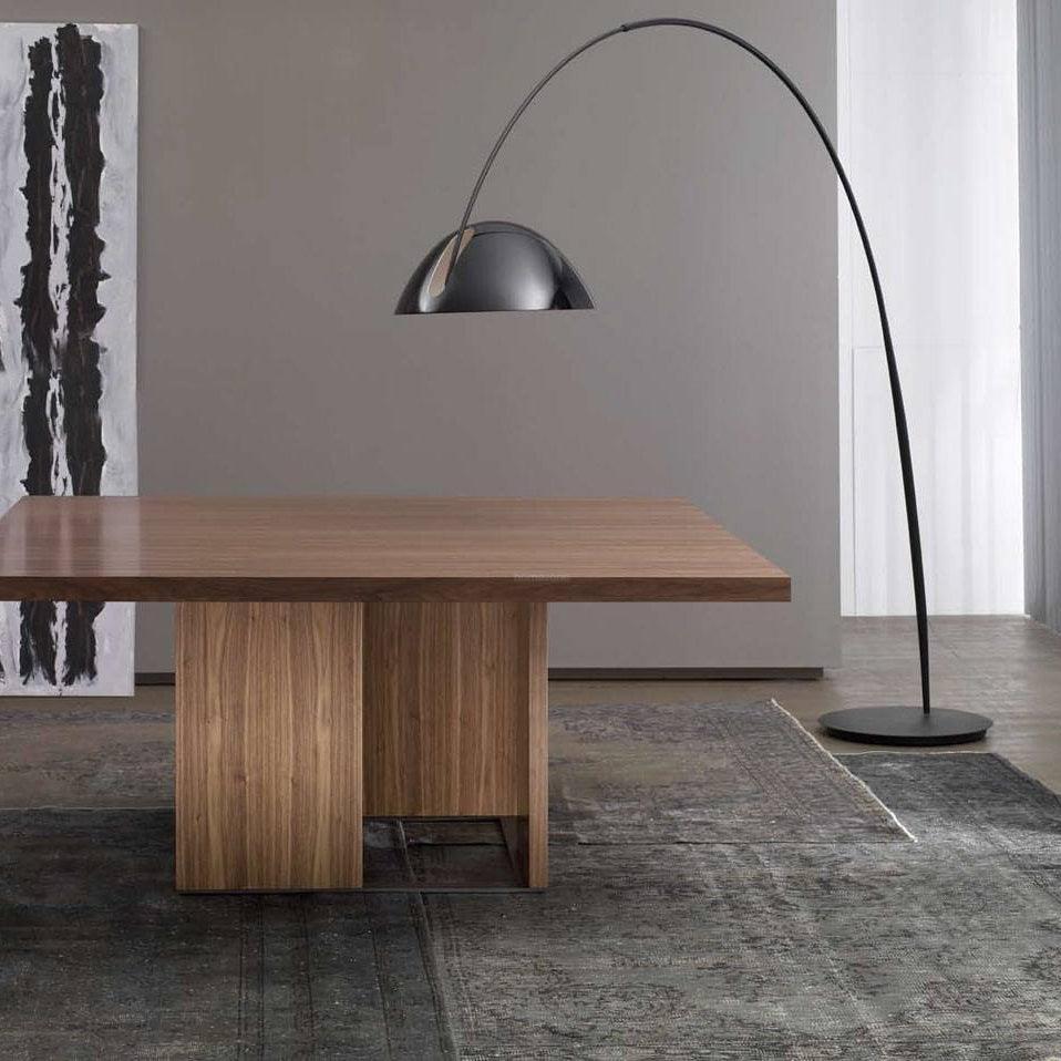Pluma Floor Lamp ∅ 57.5″ - Bent-1-Luxehomezone